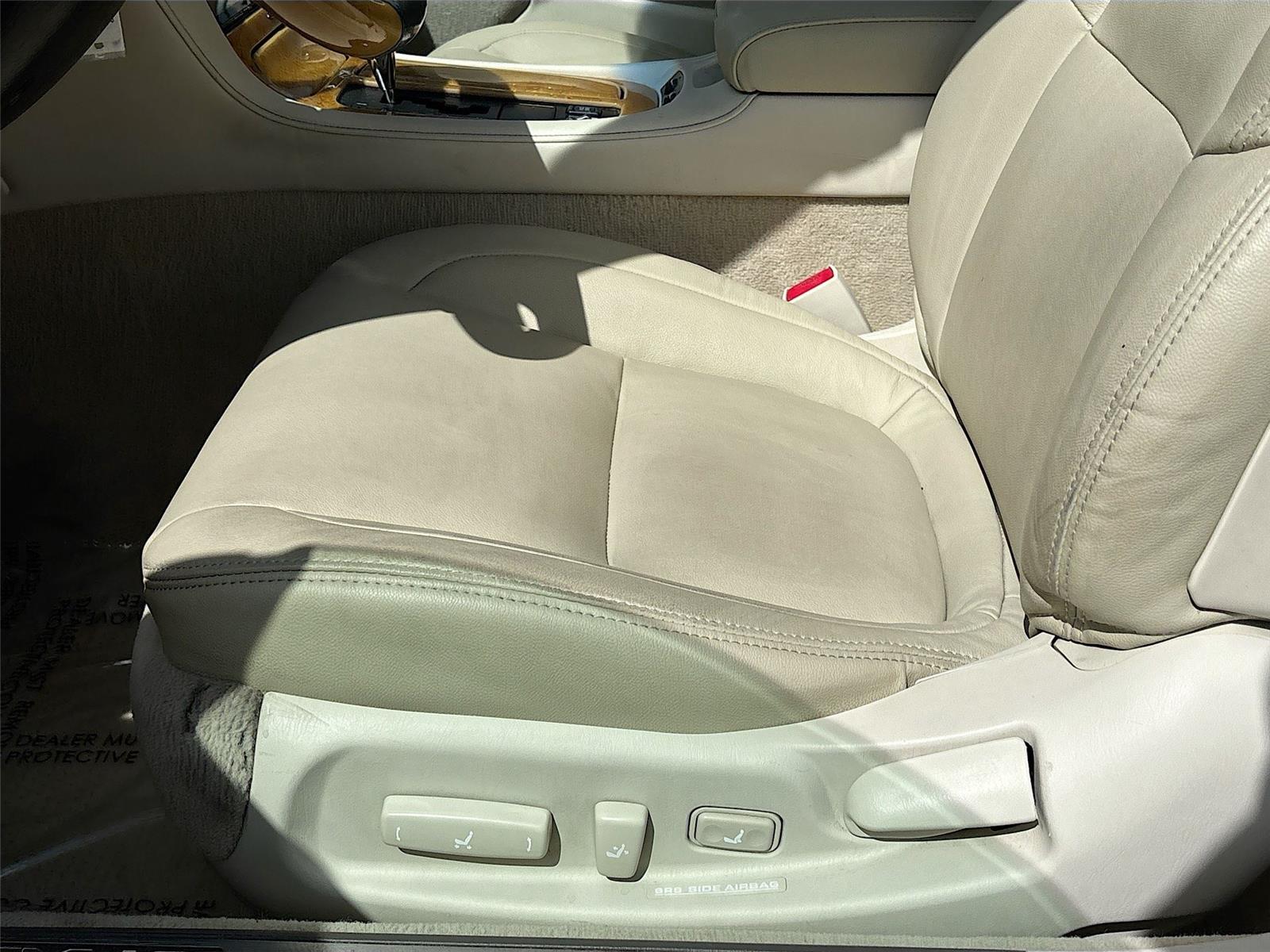 2005 Lexus SC 430