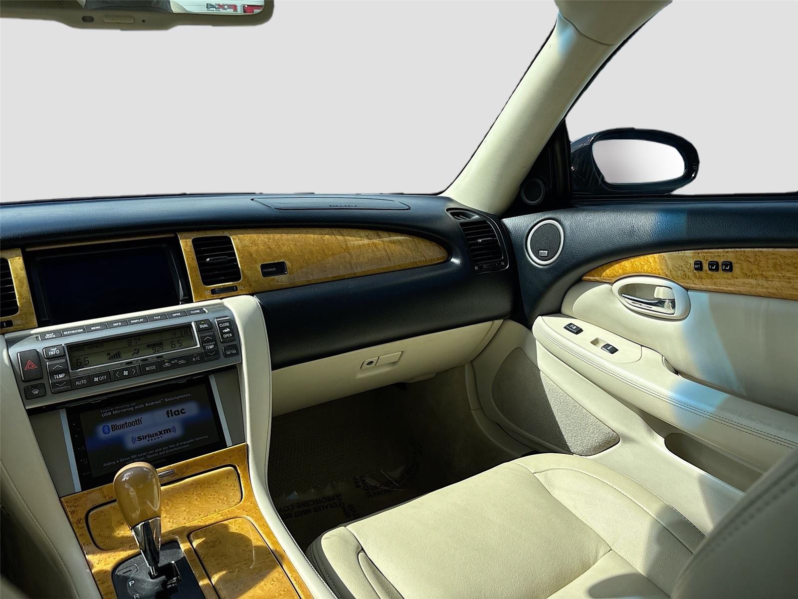 2005 Lexus SC 430
