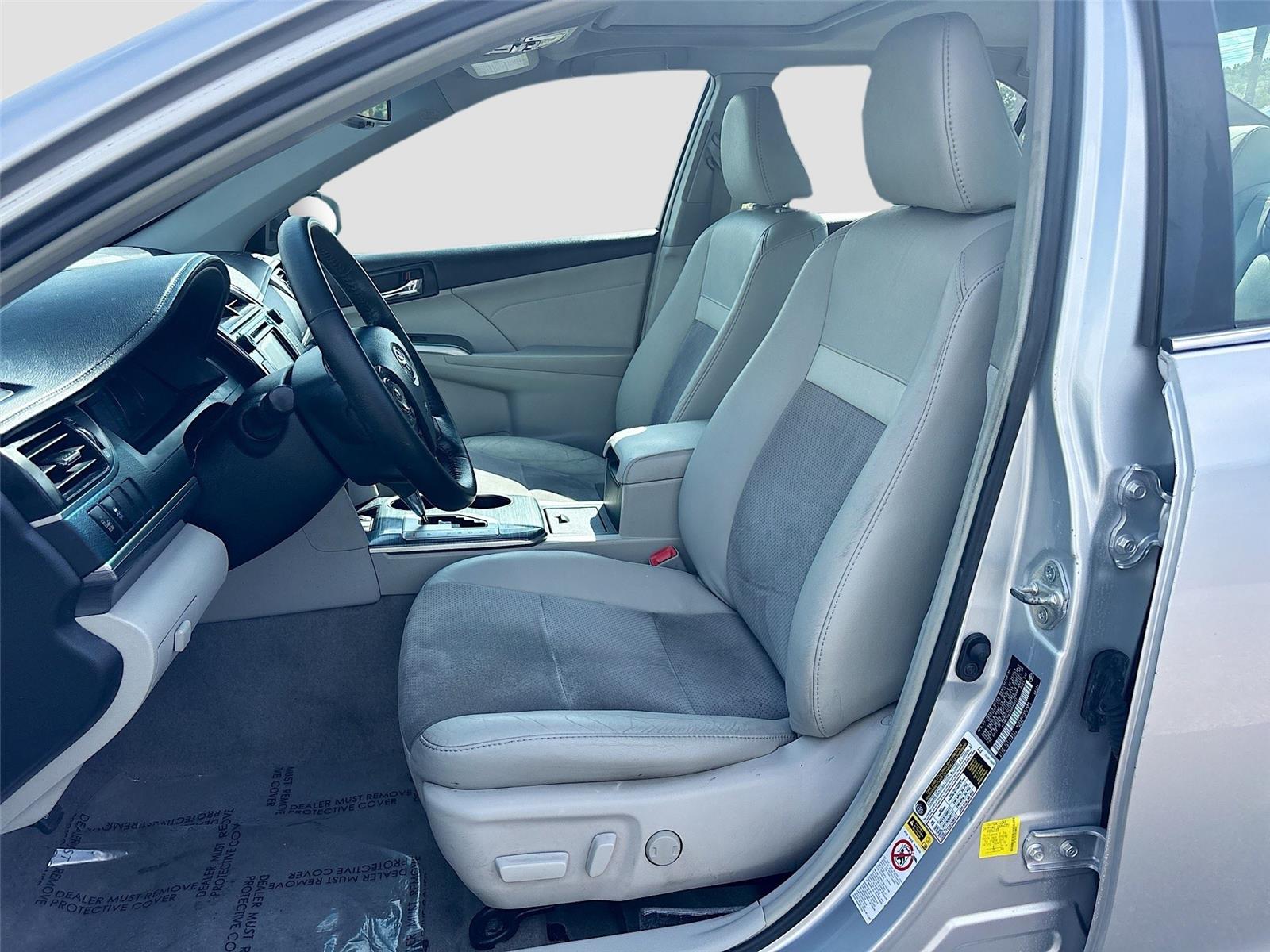 2013 TOYOTA CAMRY HYBRID/LE