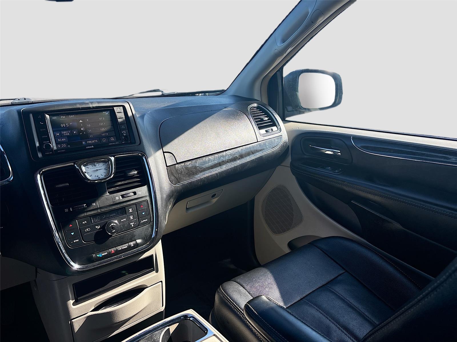 2015 Chrysler Town & Country Touring