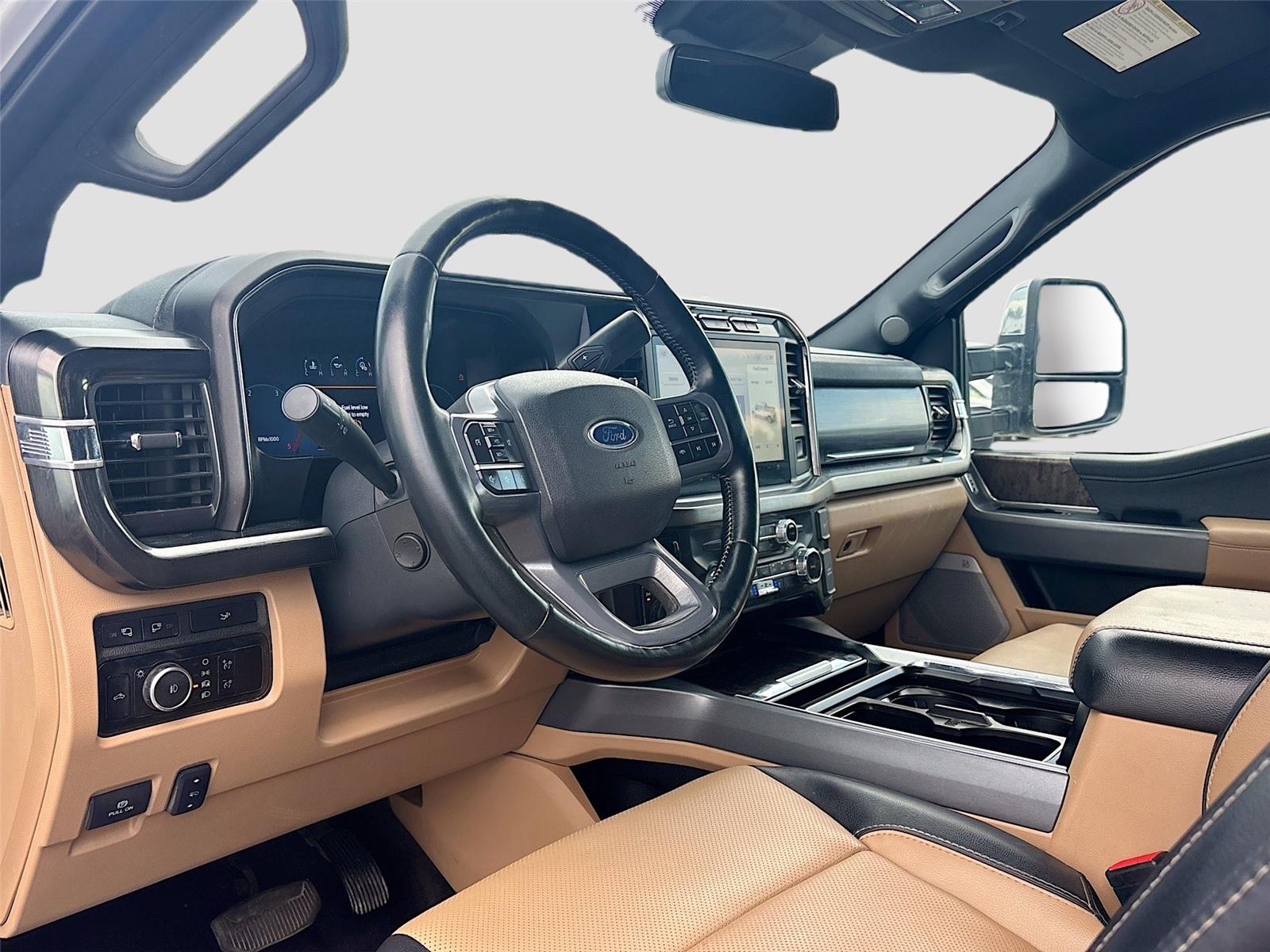 2023 Ford Super Duty F-250 SRW LARIAT