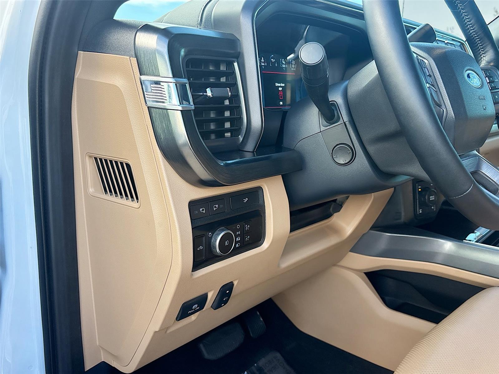 2023 Ford Super Duty F-250 SRW LARIAT