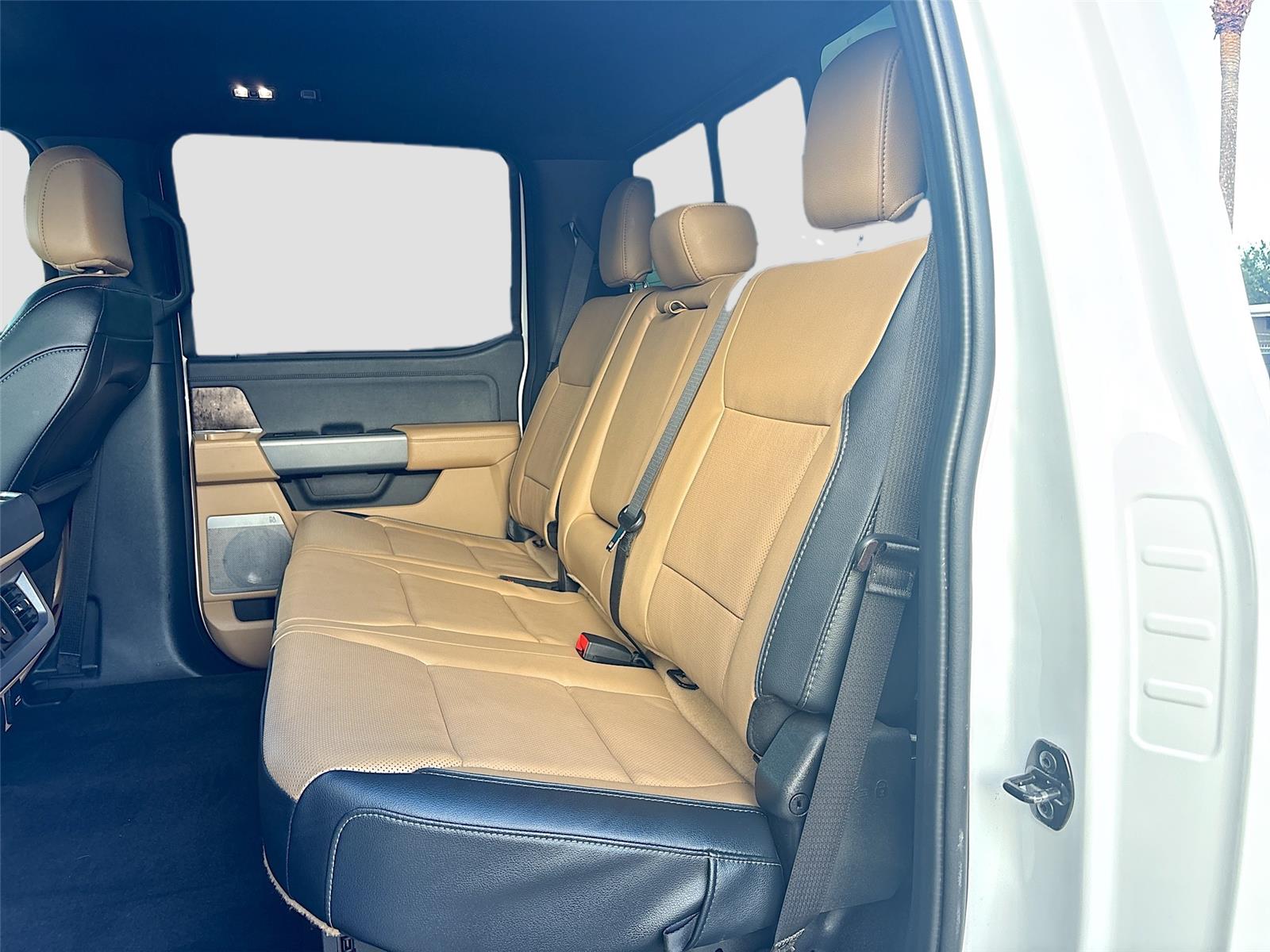 2023 Ford Super Duty F-250 SRW LARIAT