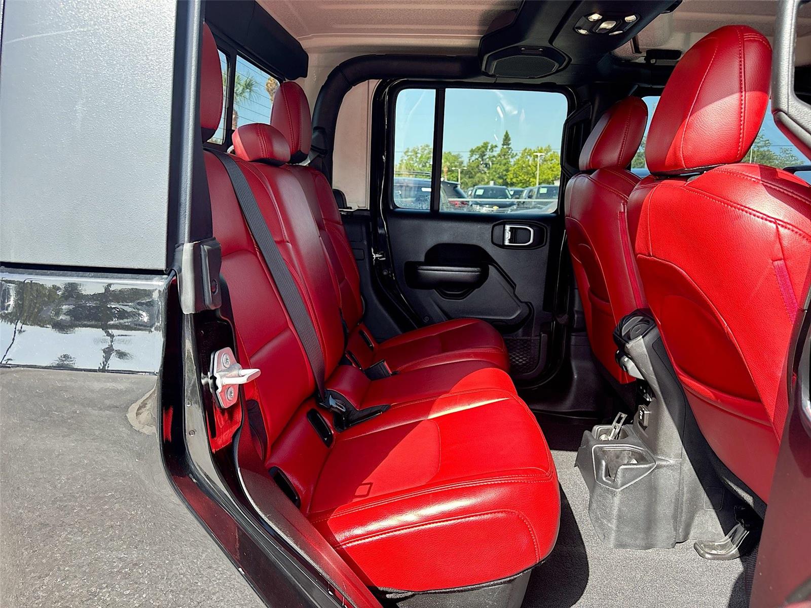 2021 Jeep Gladiator Willys