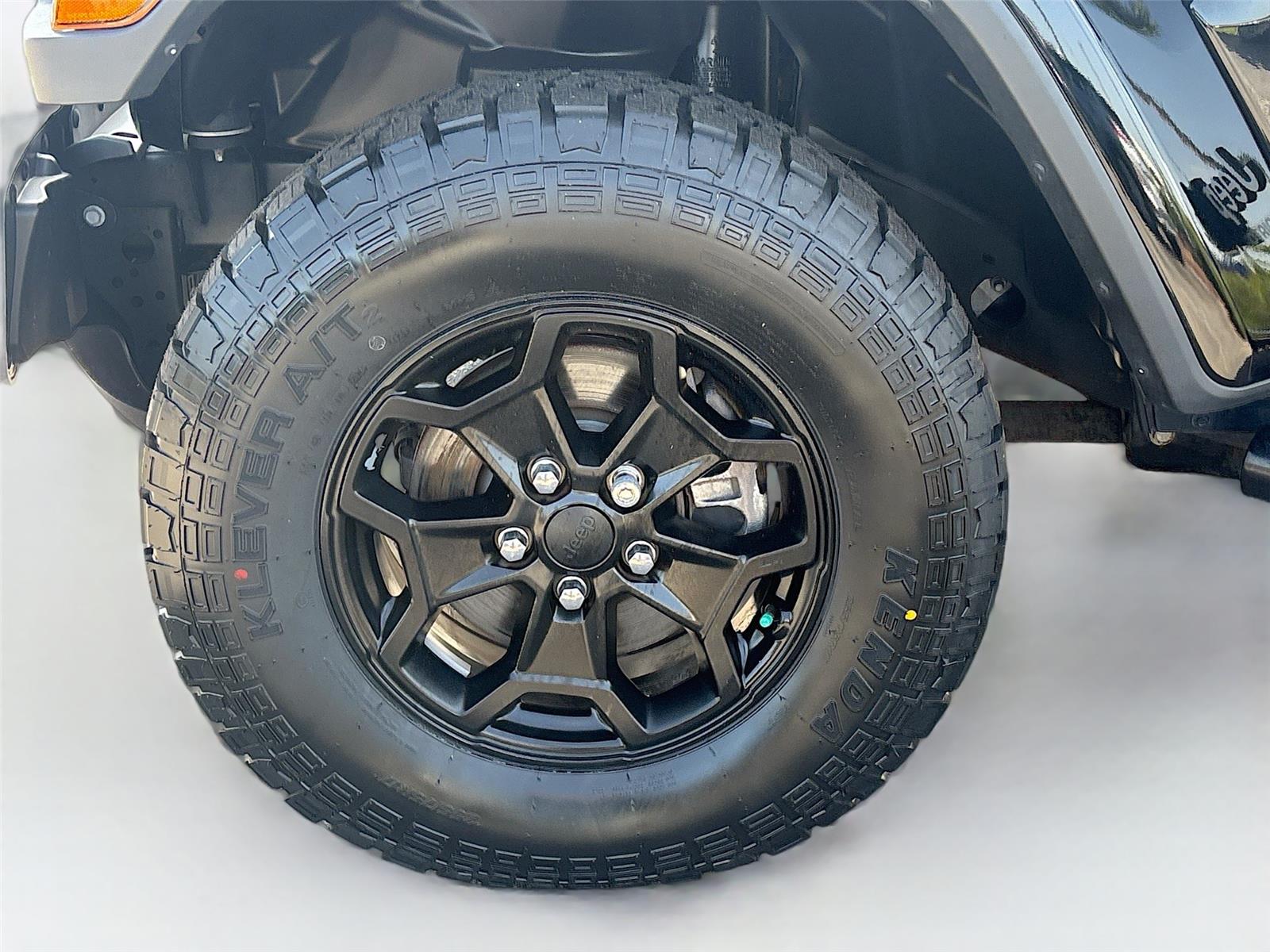 2021 Jeep Gladiator Willys