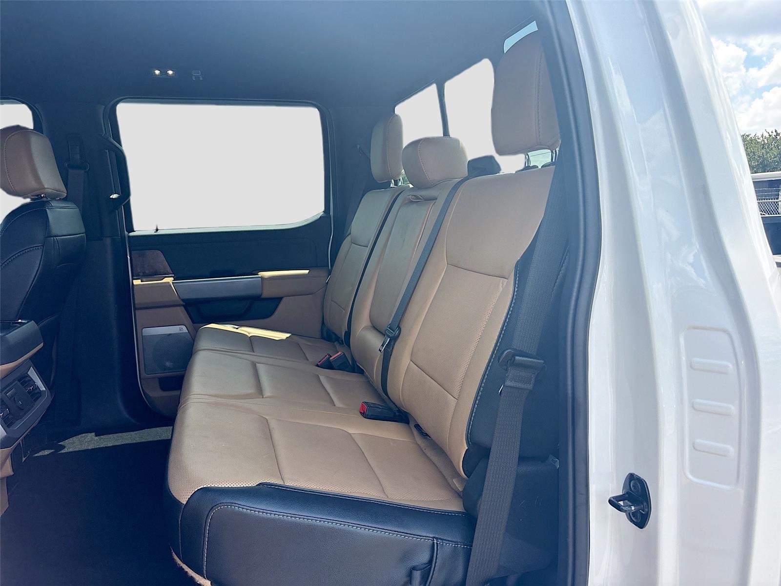 2023 Ford Super Duty F-250 SRW LARIAT