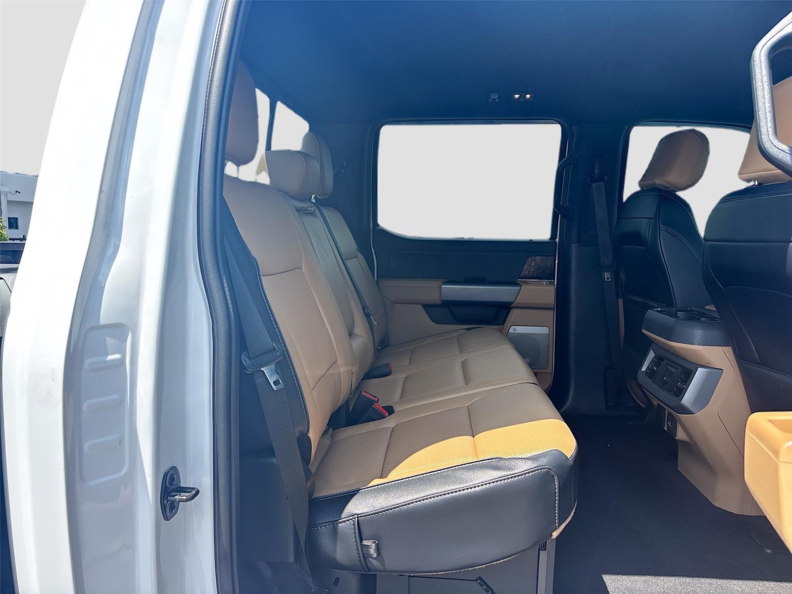 2023 Ford Super Duty F-250 SRW LARIAT
