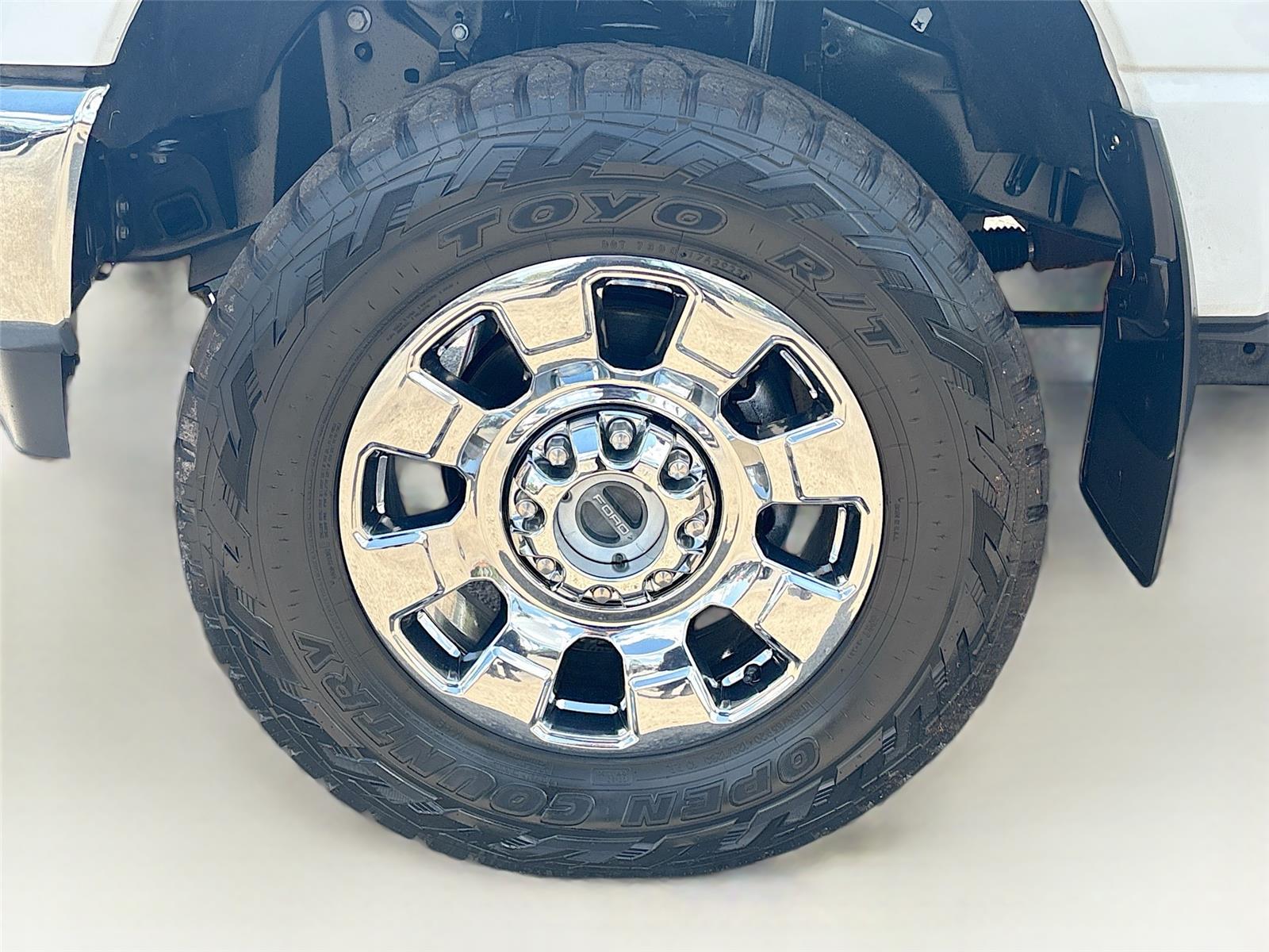2023 Ford Super Duty F-250 SRW LARIAT