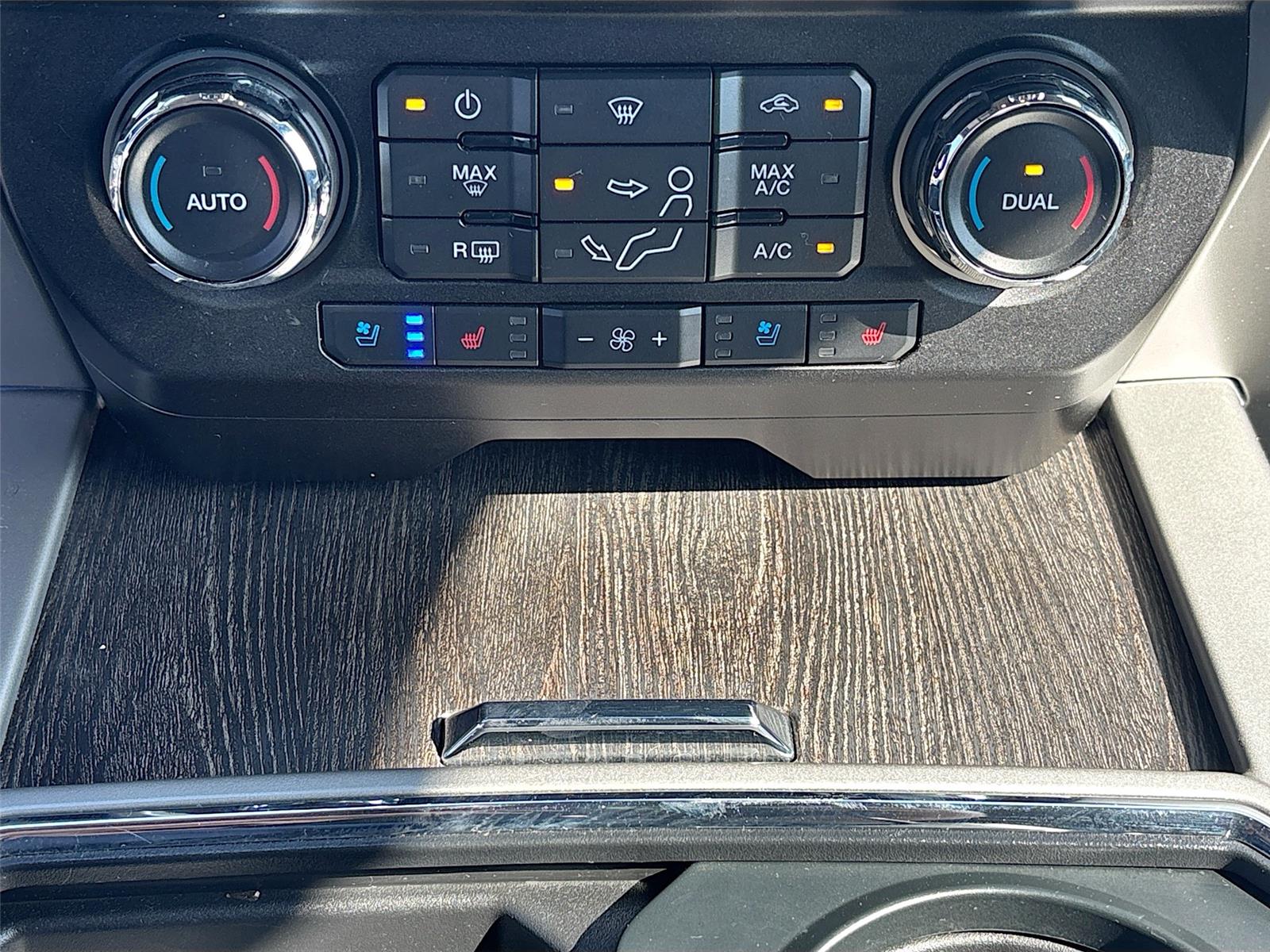 2021 Ford Super Duty F-250 SRW LARIAT