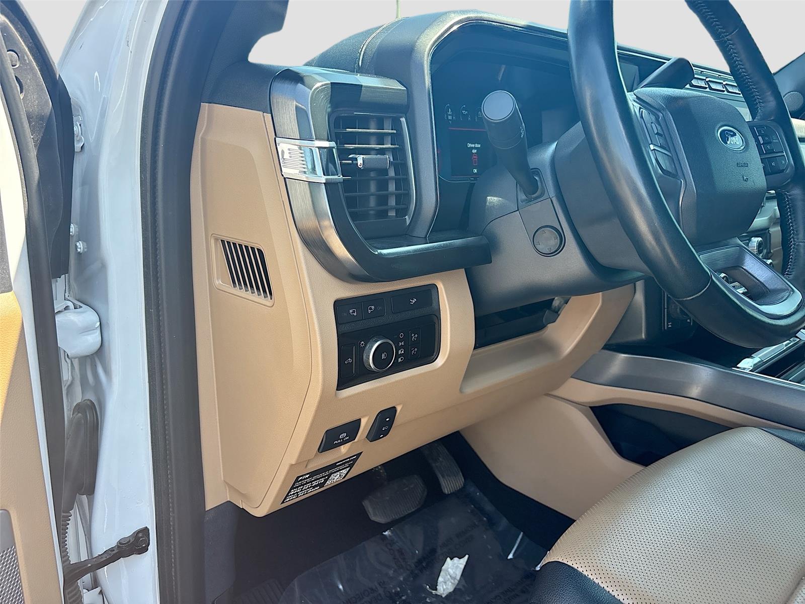 2023 Ford Super Duty F-250 SRW LARIAT