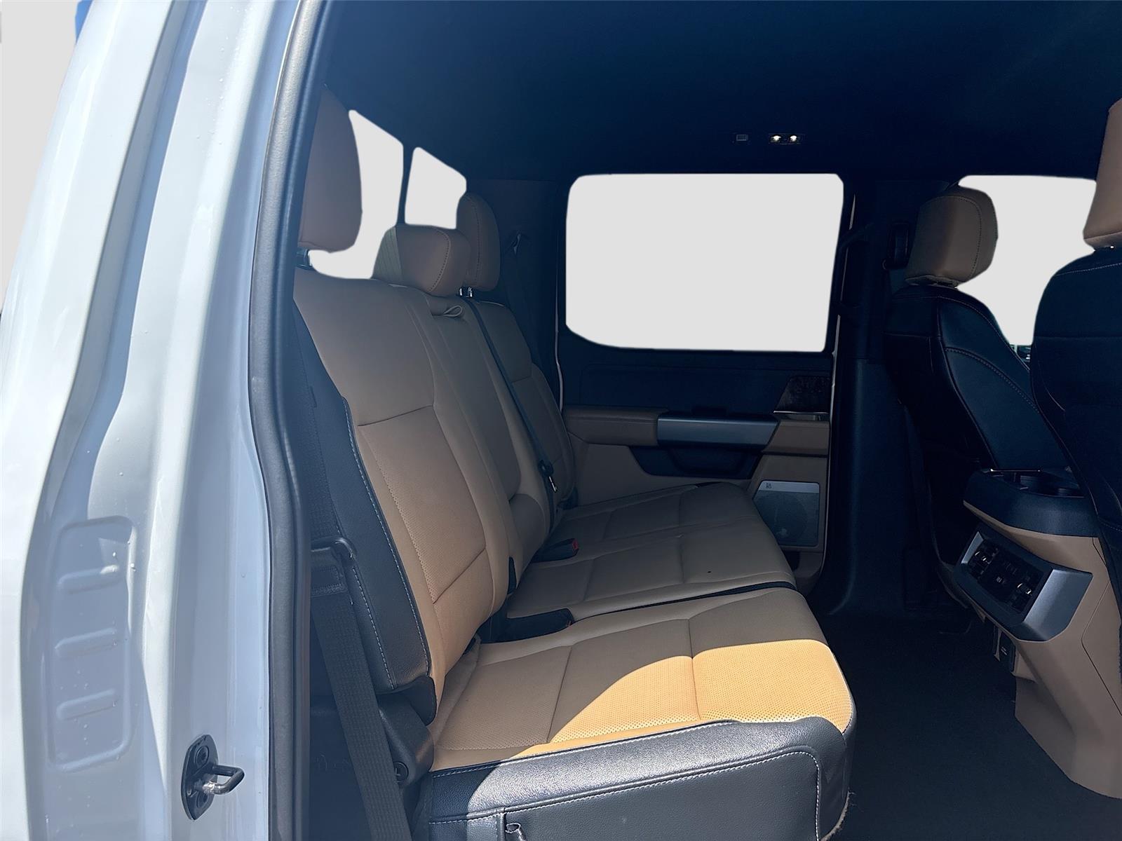 2023 Ford Super Duty F-250 SRW LARIAT
