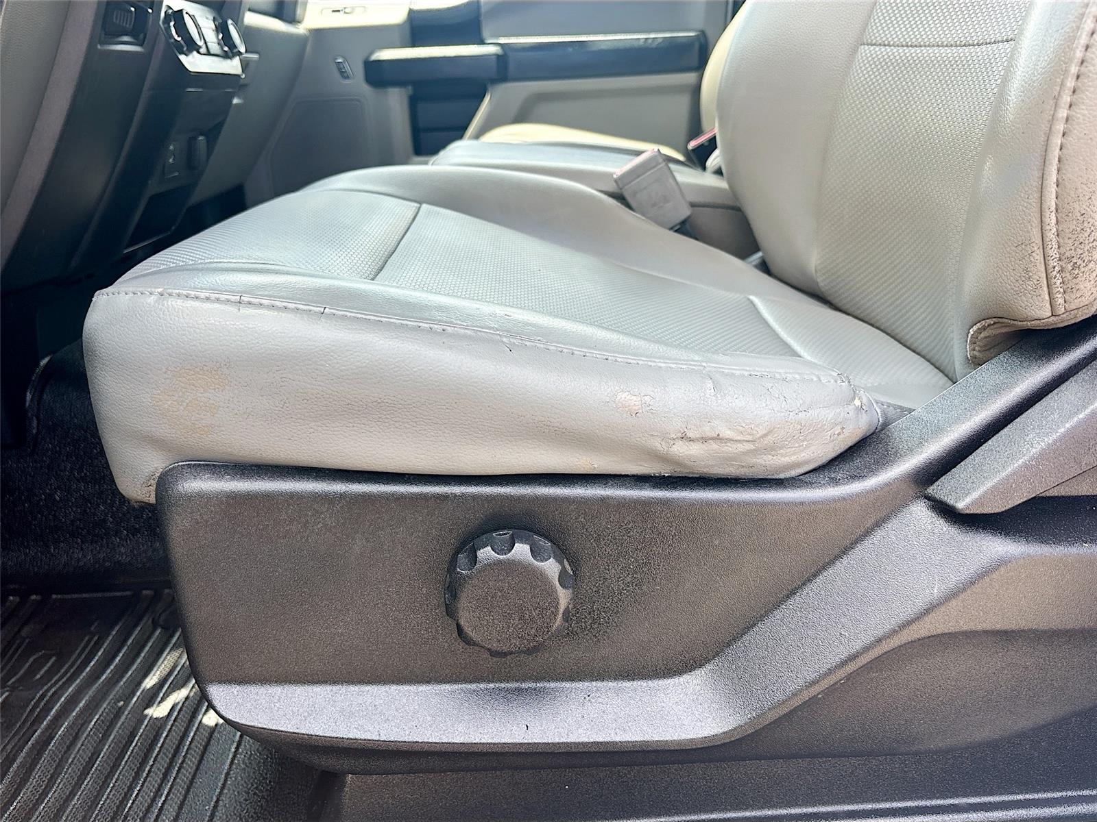 2019 Ford Super Duty F-550 DRW XL