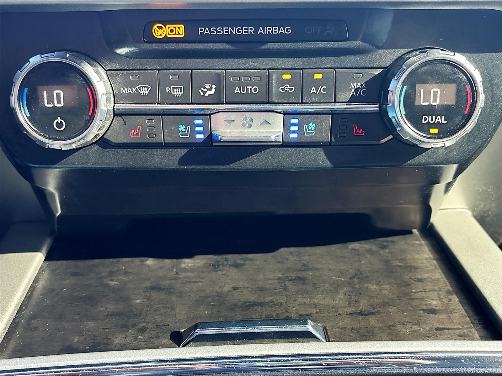 2022 Ford Super Duty F-250 SRW LARIAT