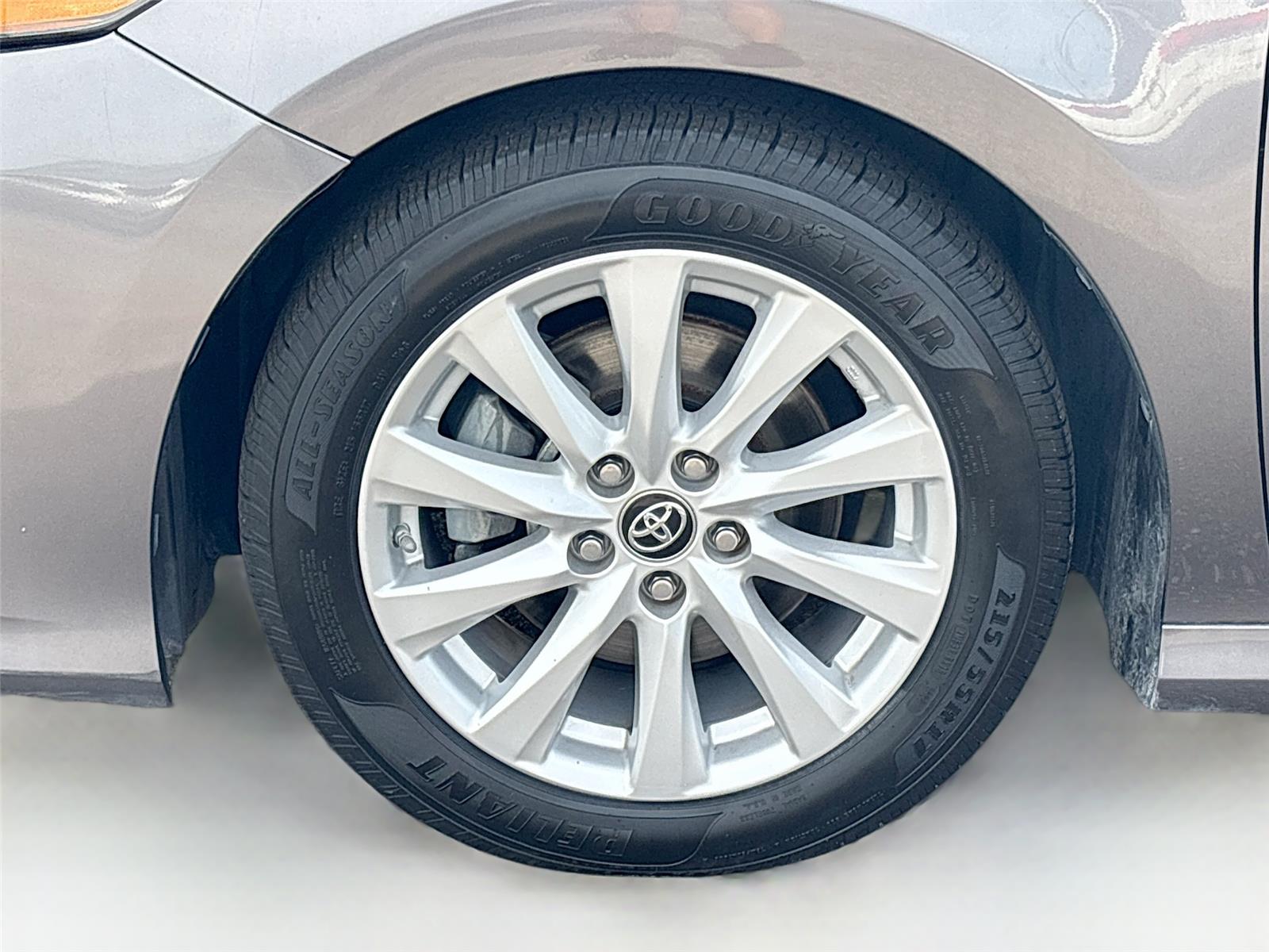 2019 Toyota Camry LE