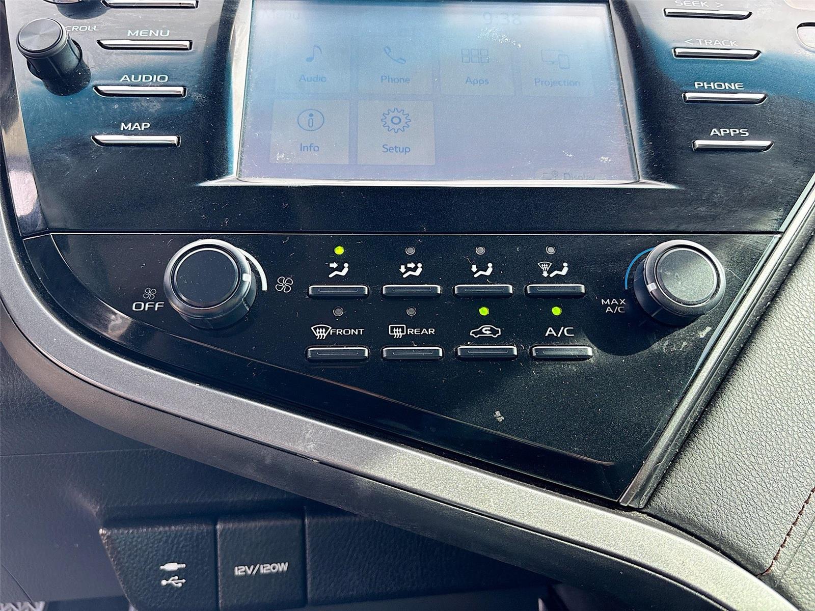 2019 Toyota Camry LE