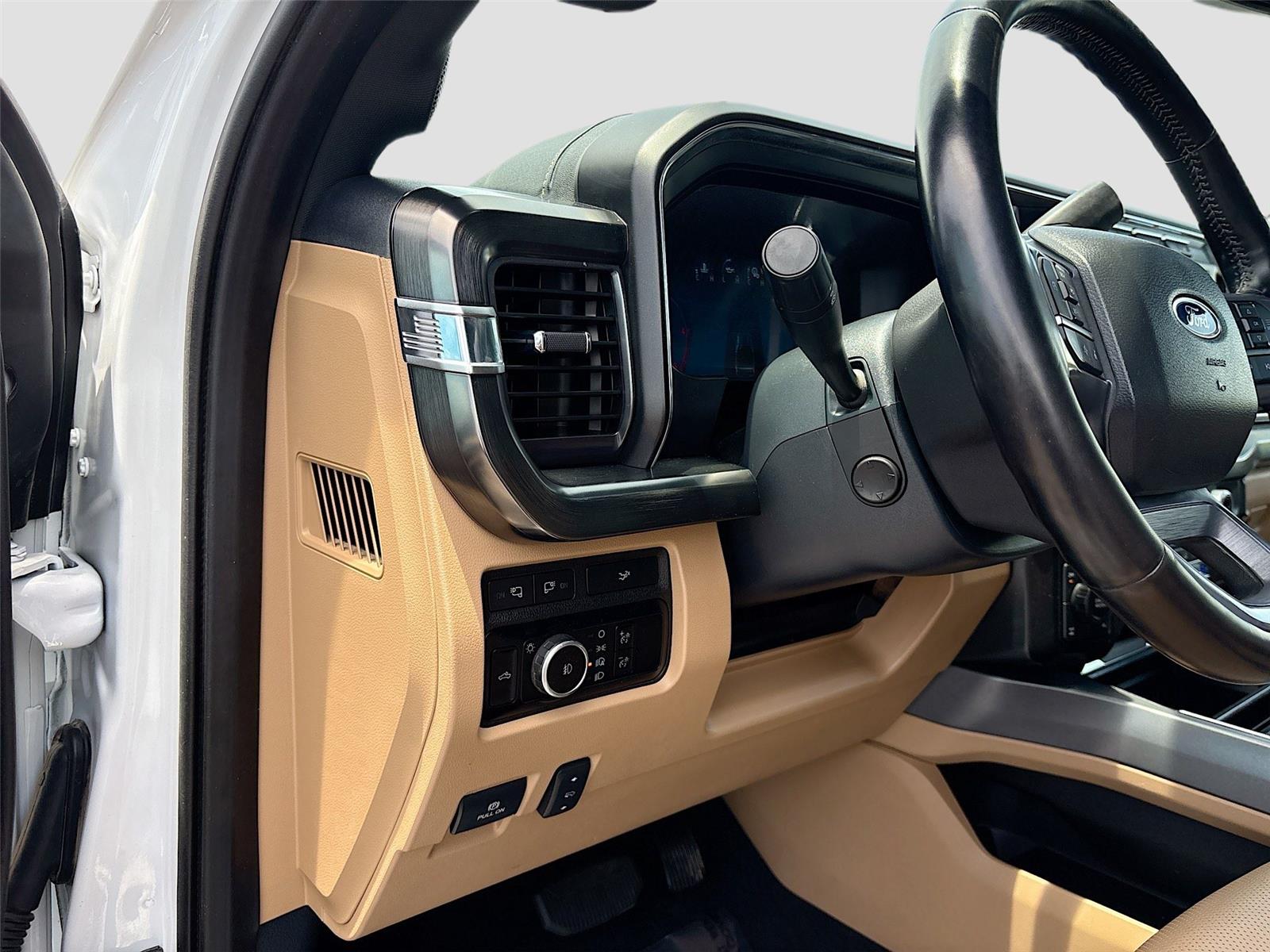 2023 Ford Super Duty F-250 SRW LARIAT