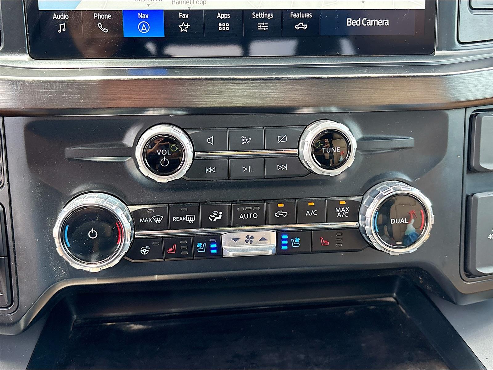 2023 Ford Super Duty F-250 SRW LARIAT