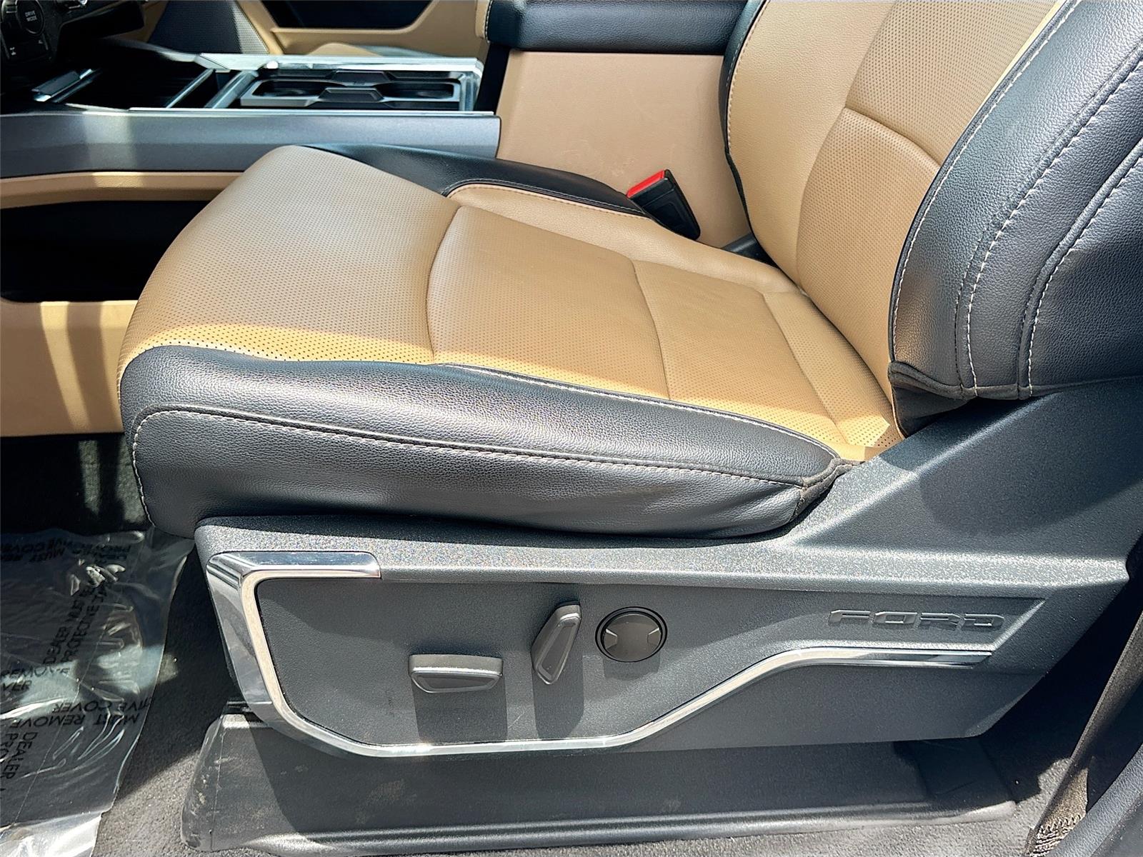 2023 Ford Super Duty F-250 SRW LARIAT
