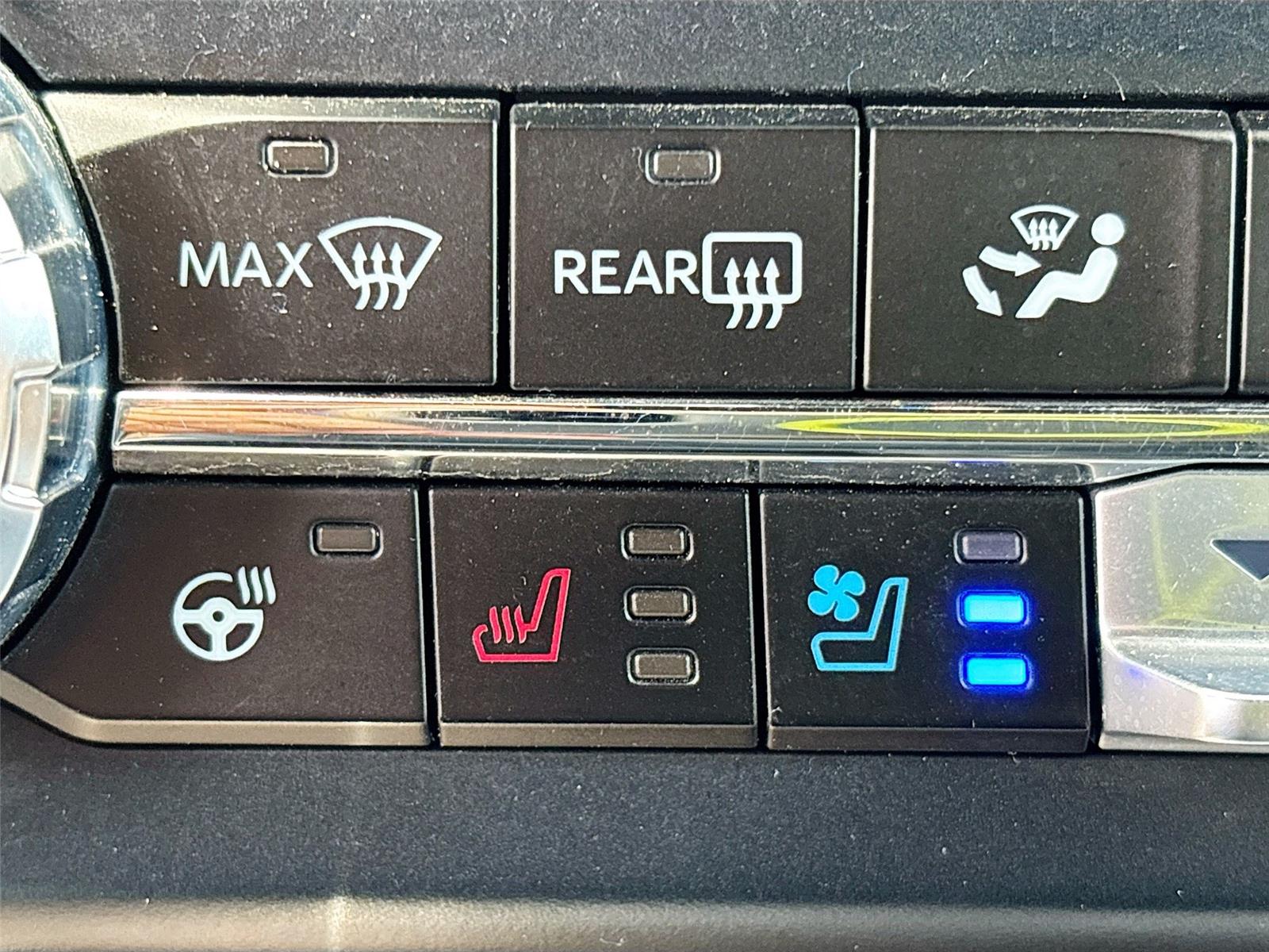 2023 Ford Super Duty F-250 SRW LARIAT
