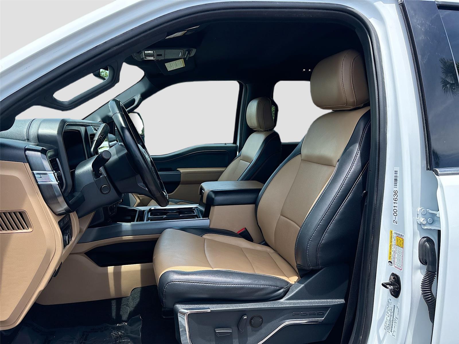 2023 Ford Super Duty F-250 SRW LARIAT