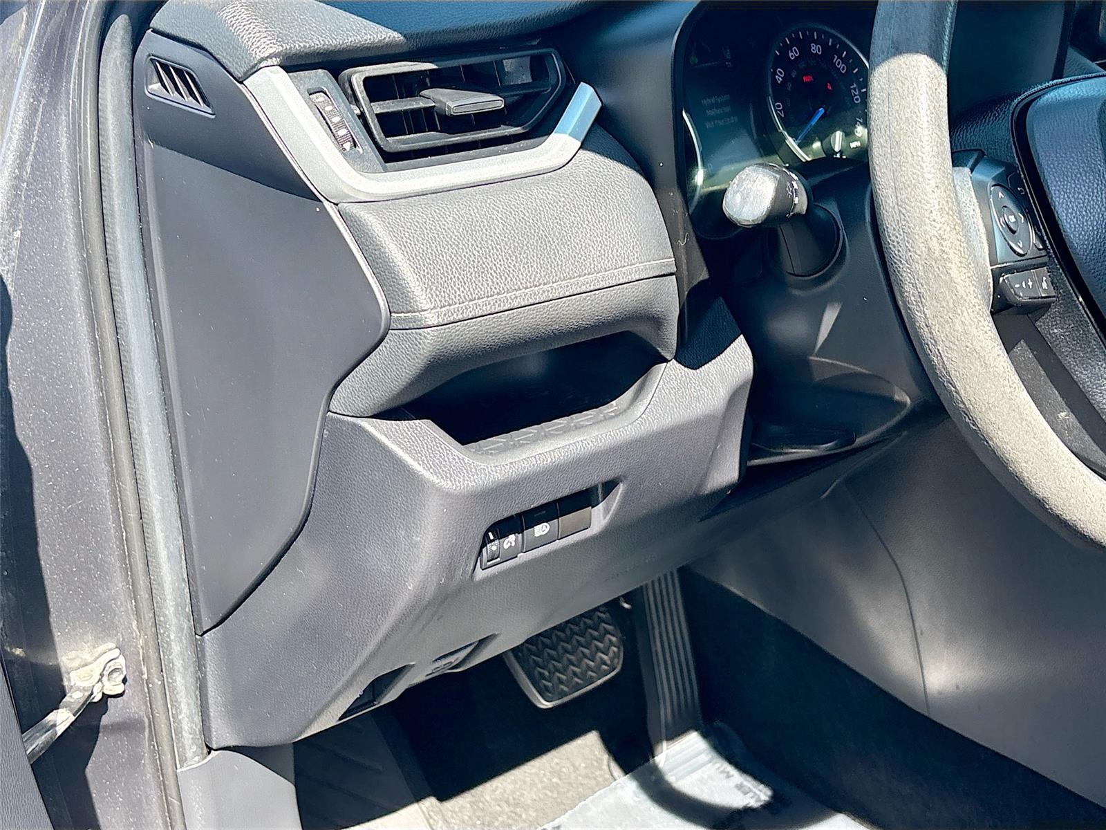2019 Toyota RAV4 Hybrid LE