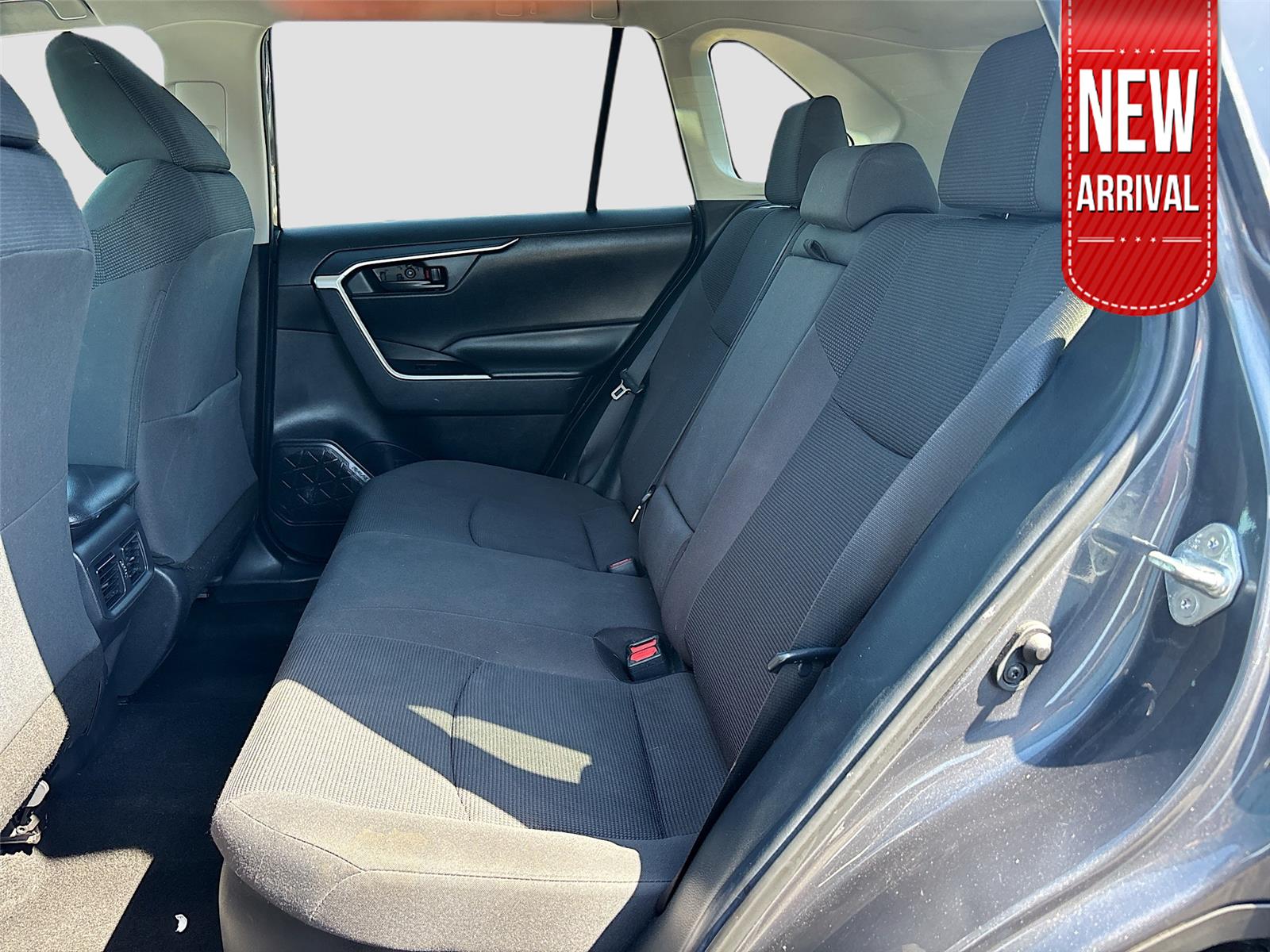 2019 Toyota RAV4 Hybrid LE