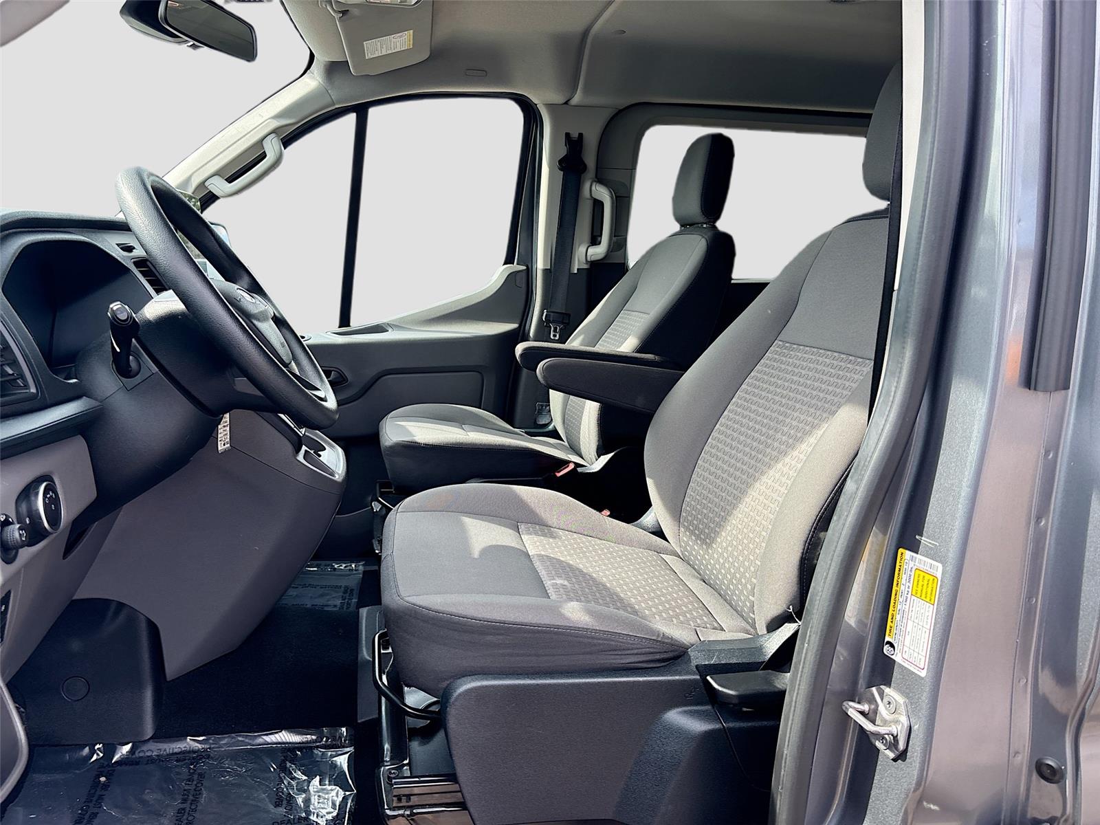 2021 Ford Transit Passenger Wagon XLT