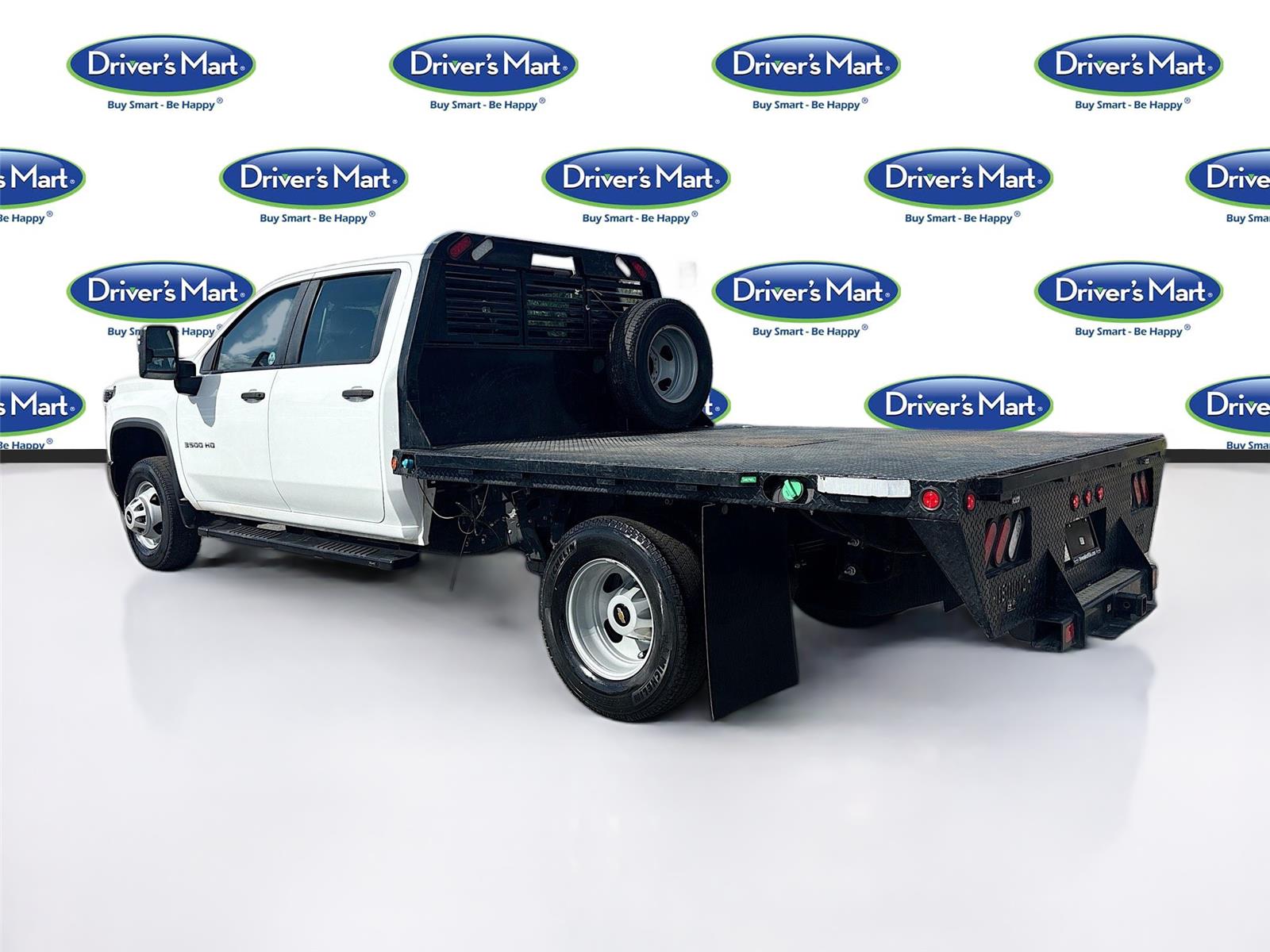 2023 Chevrolet Silverado 3500HD CC Work Truck
