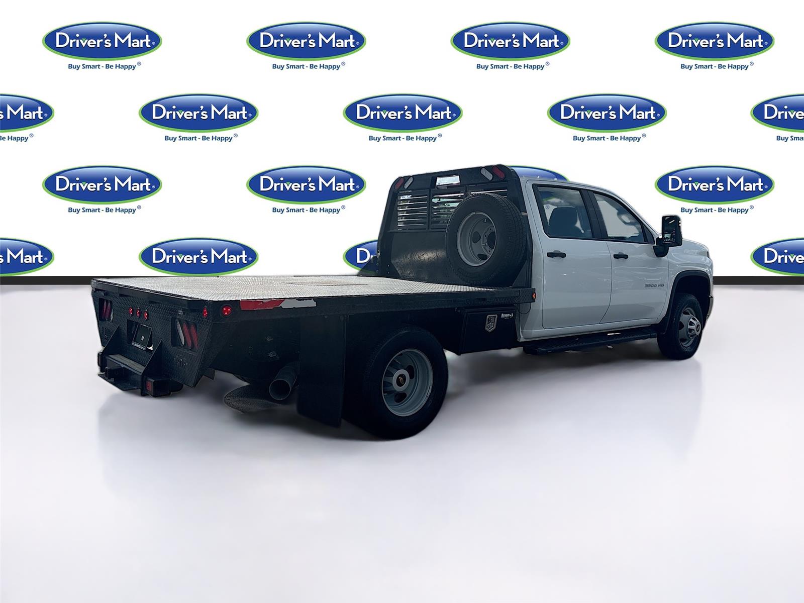 2023 Chevrolet Silverado 3500HD CC Work Truck