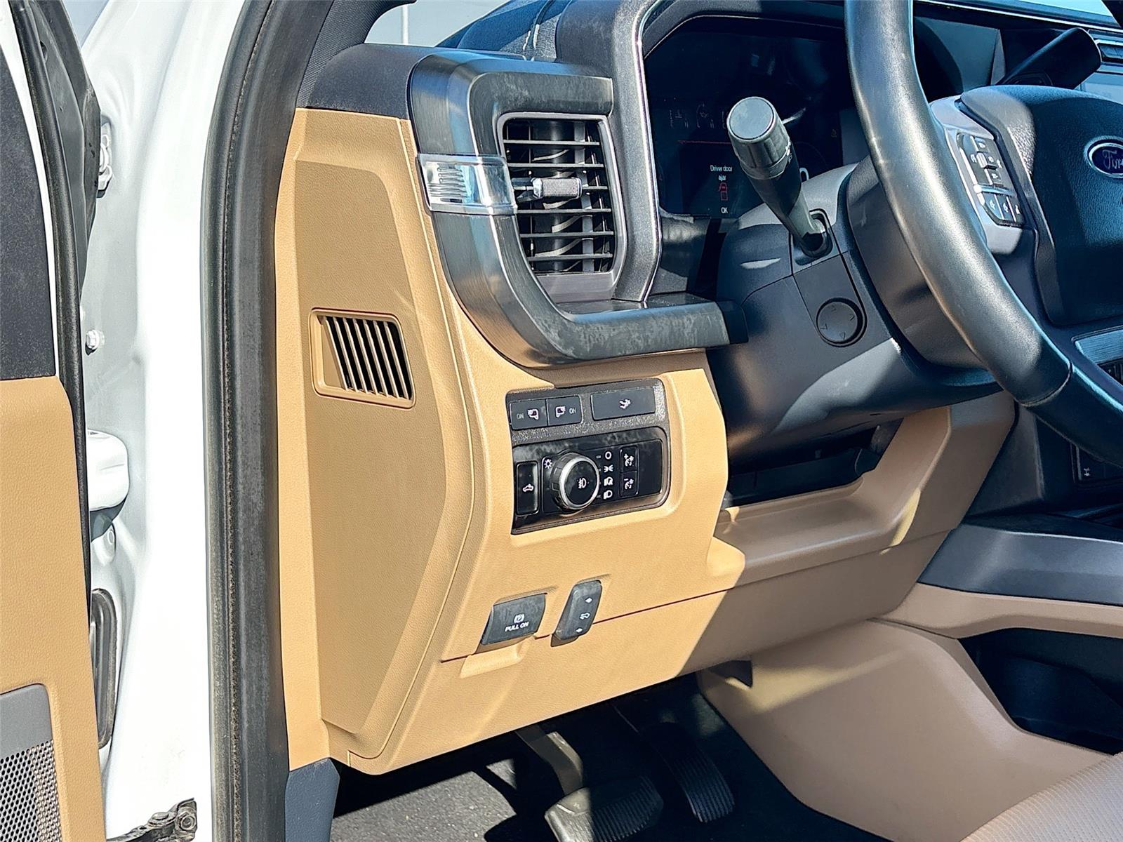 2023 Ford Super Duty F-250 SRW LARIAT