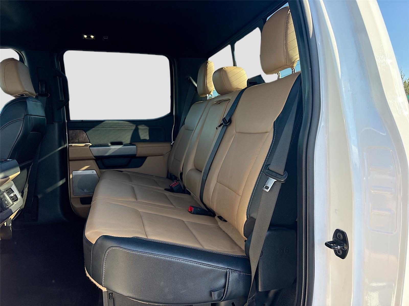 2023 Ford Super Duty F-250 SRW LARIAT