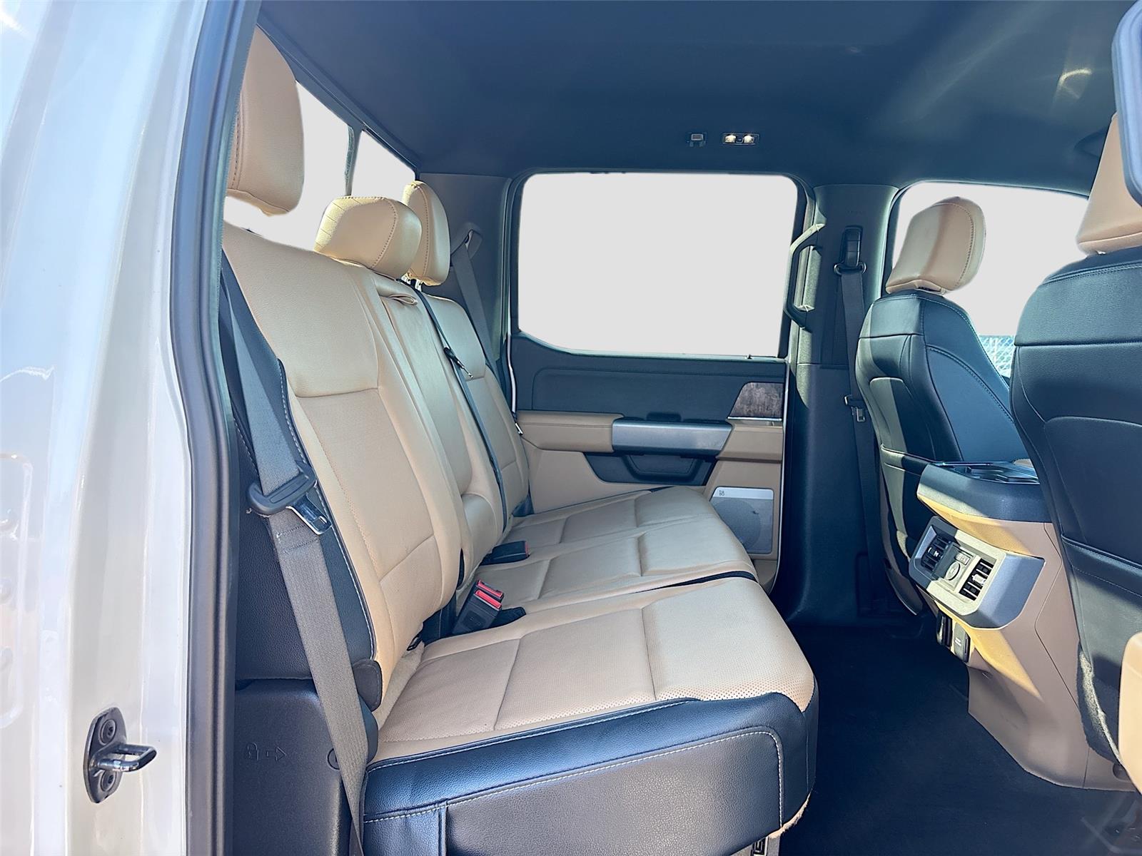 2023 Ford Super Duty F-250 SRW LARIAT