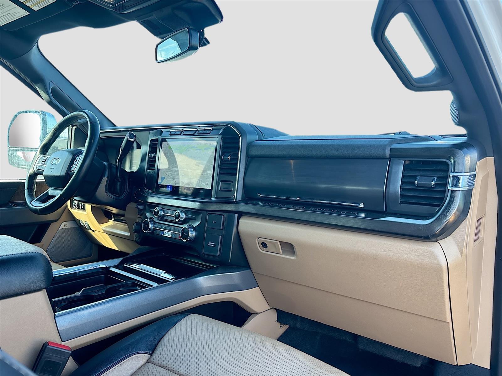 2023 Ford Super Duty F-250 SRW LARIAT