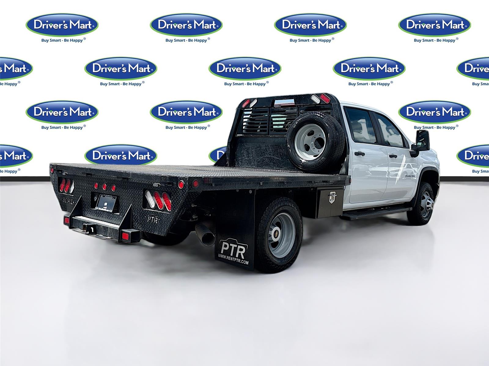 2023 Chevrolet Silverado 3500HD CC Work Truck