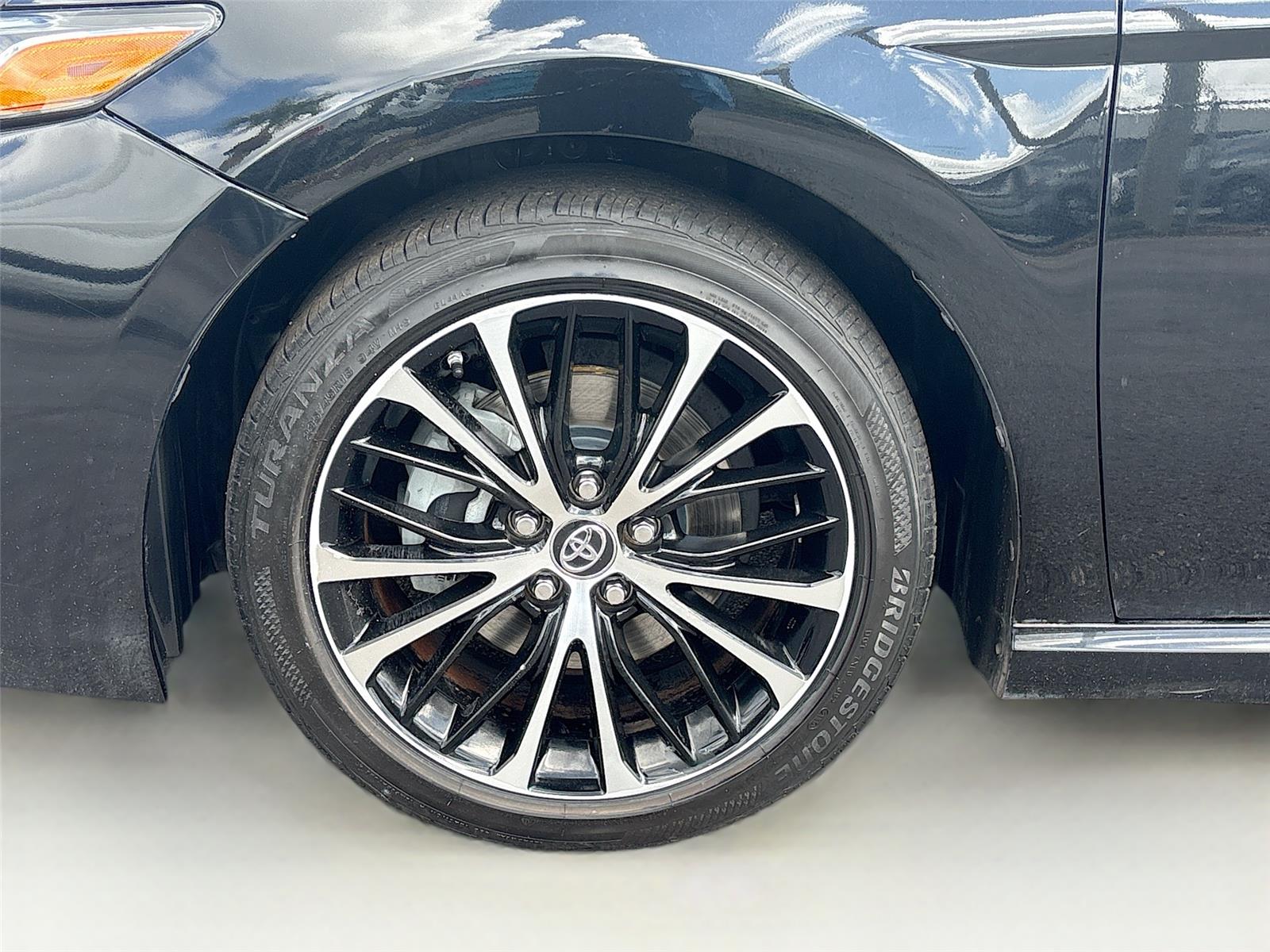 2019 Toyota Camry SE