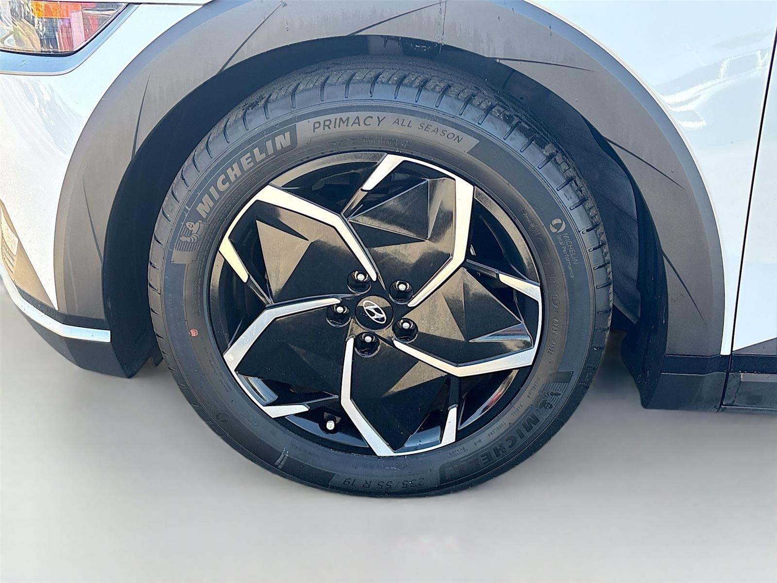 2023 Hyundai IONIQ 5 SE