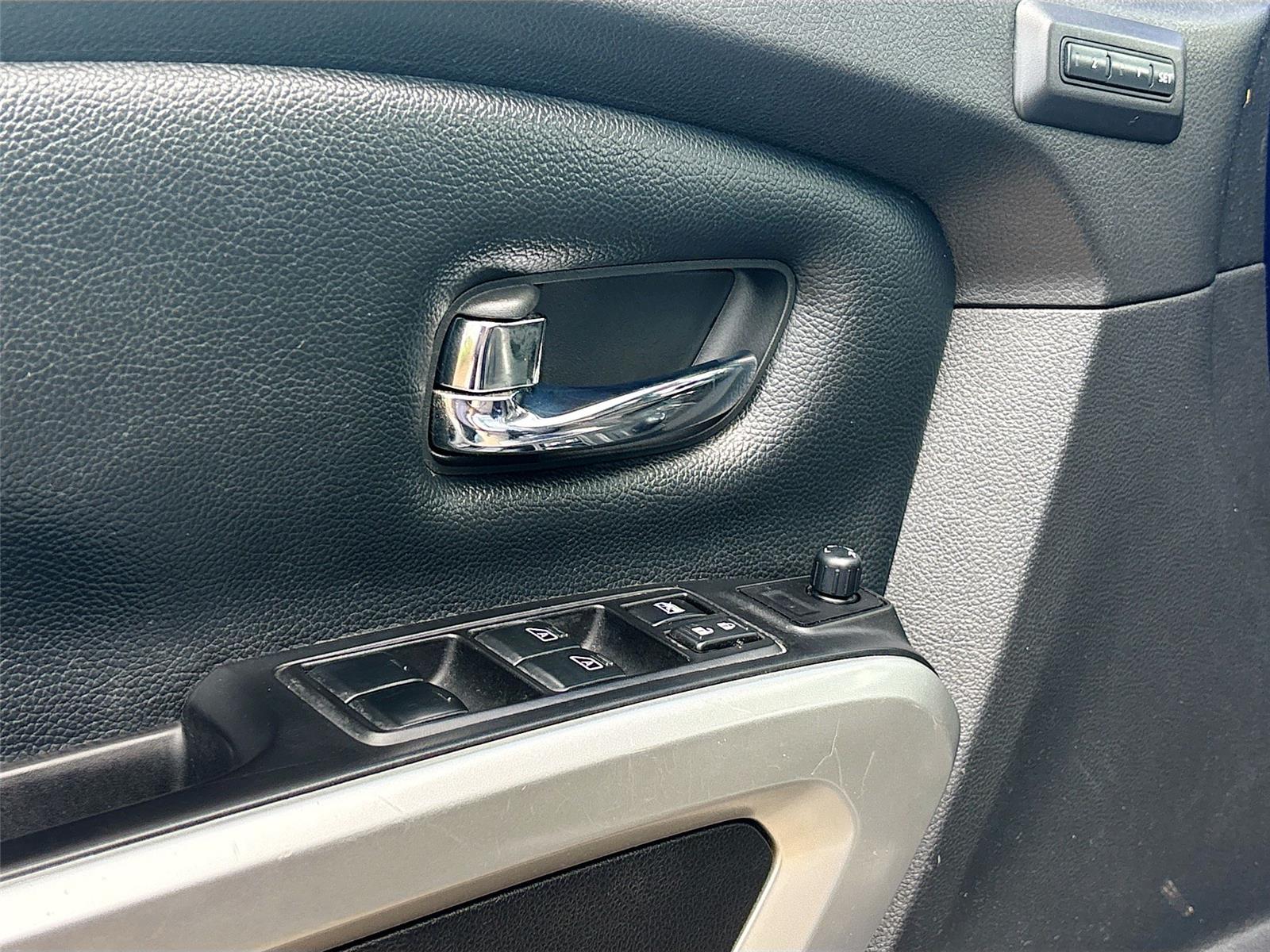 2017 Nissan Titan SL