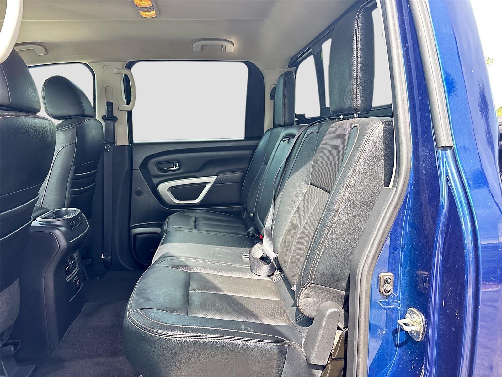 2017 Nissan Titan SL