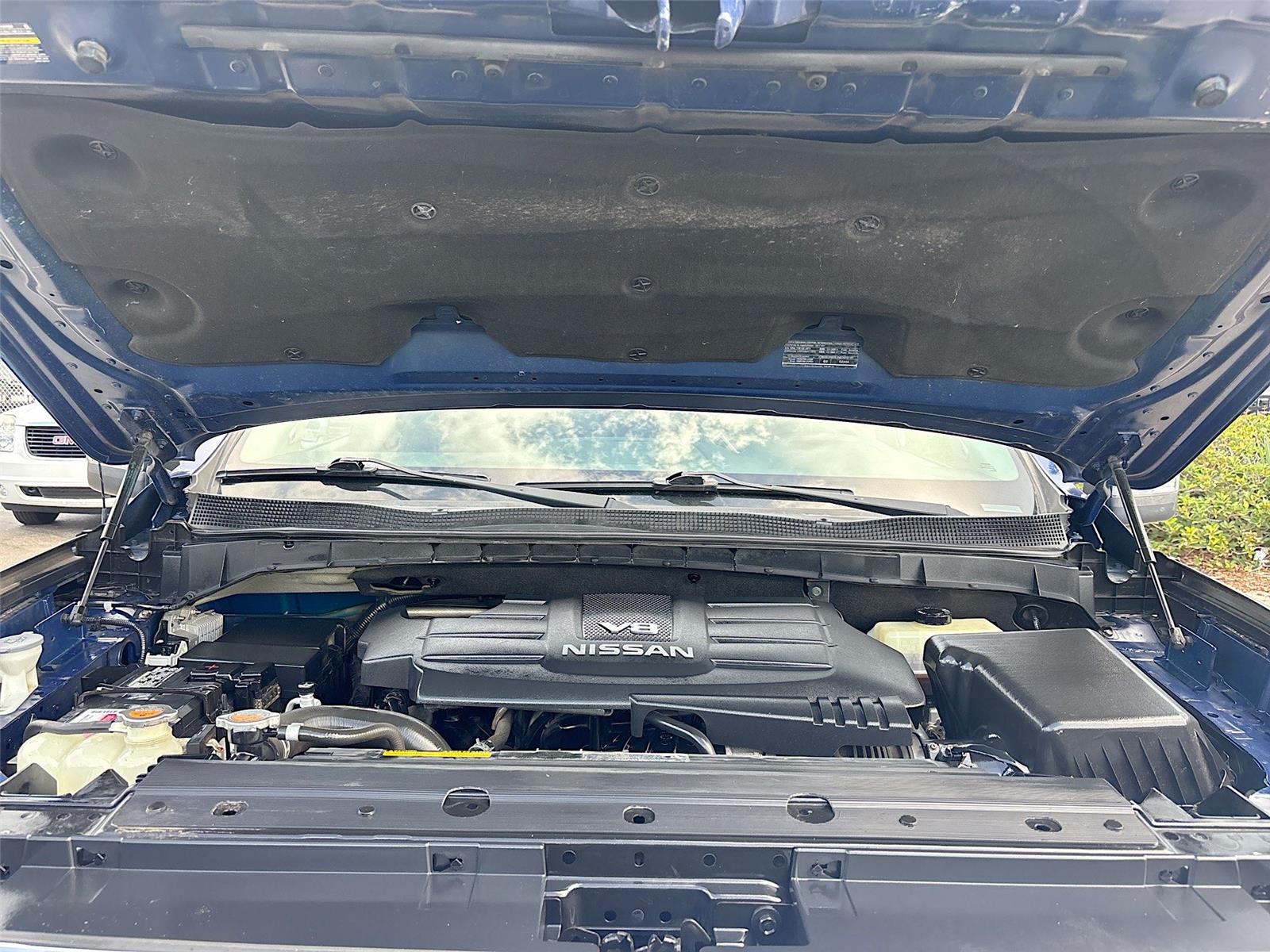 2017 Nissan Titan SL