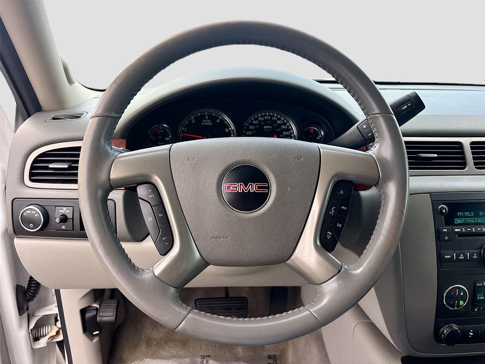 2013 GMC Yukon XL SLT