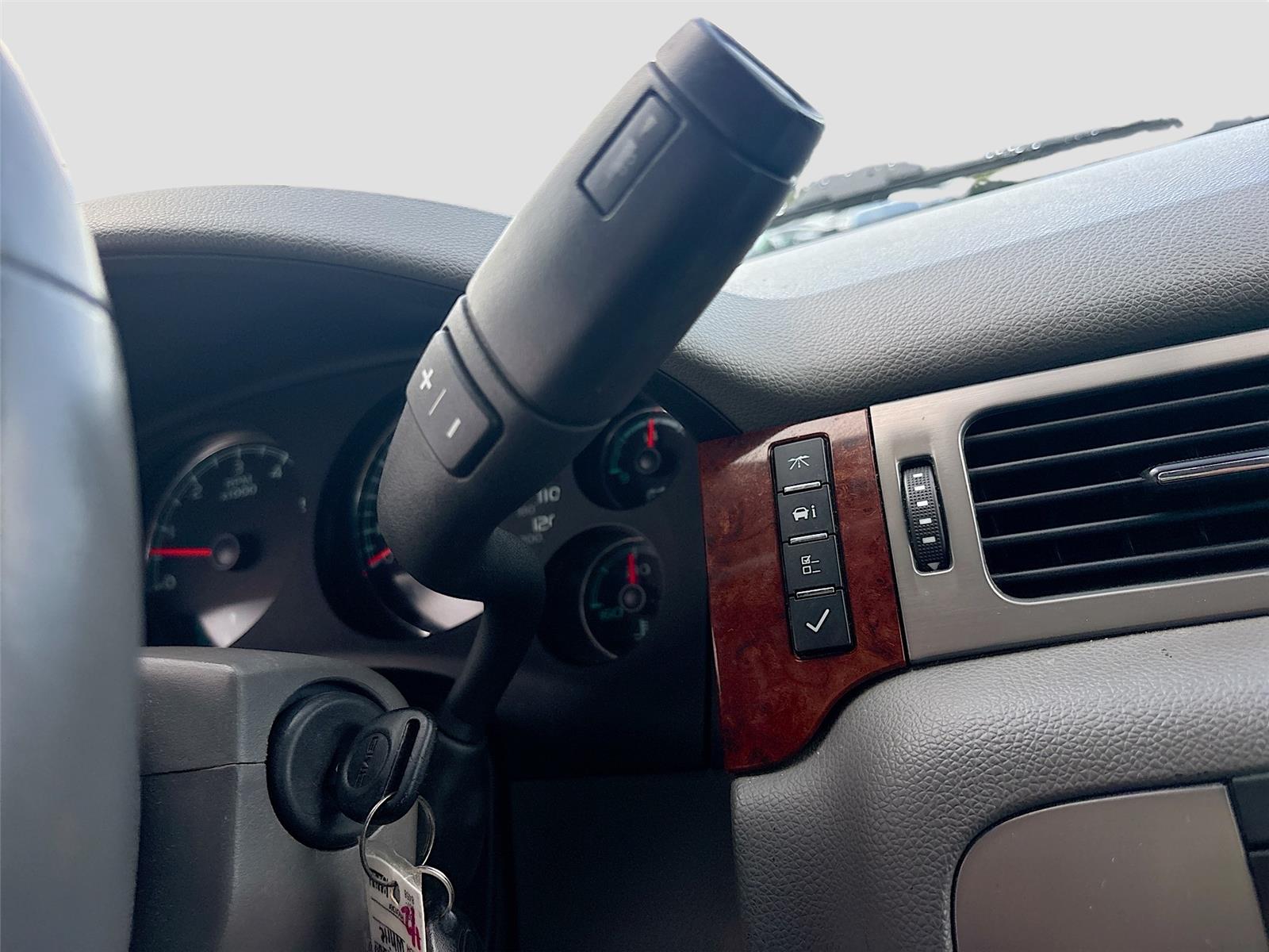 2013 GMC Yukon XL SLT