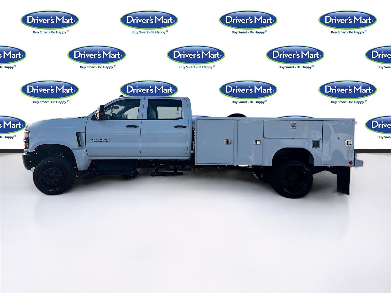 2022 Chevrolet Silverado 5500HD Work Truck