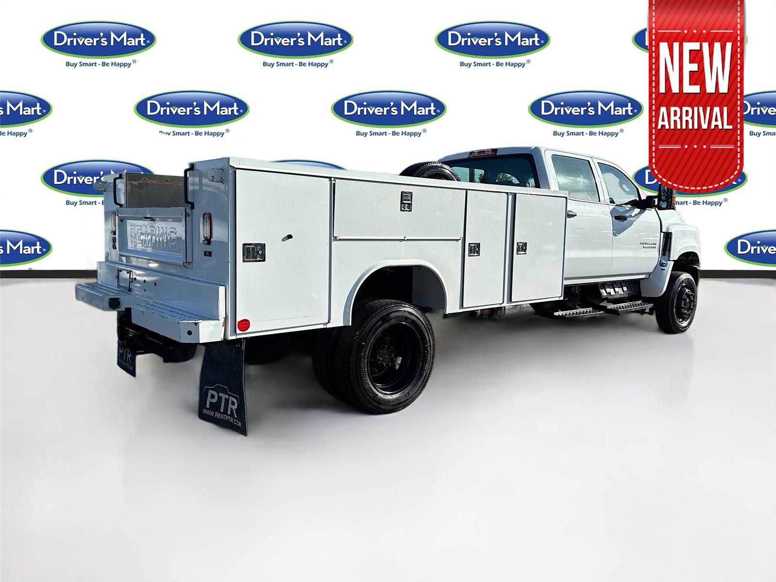 2022 Chevrolet Silverado 5500HD Work Truck photo 4