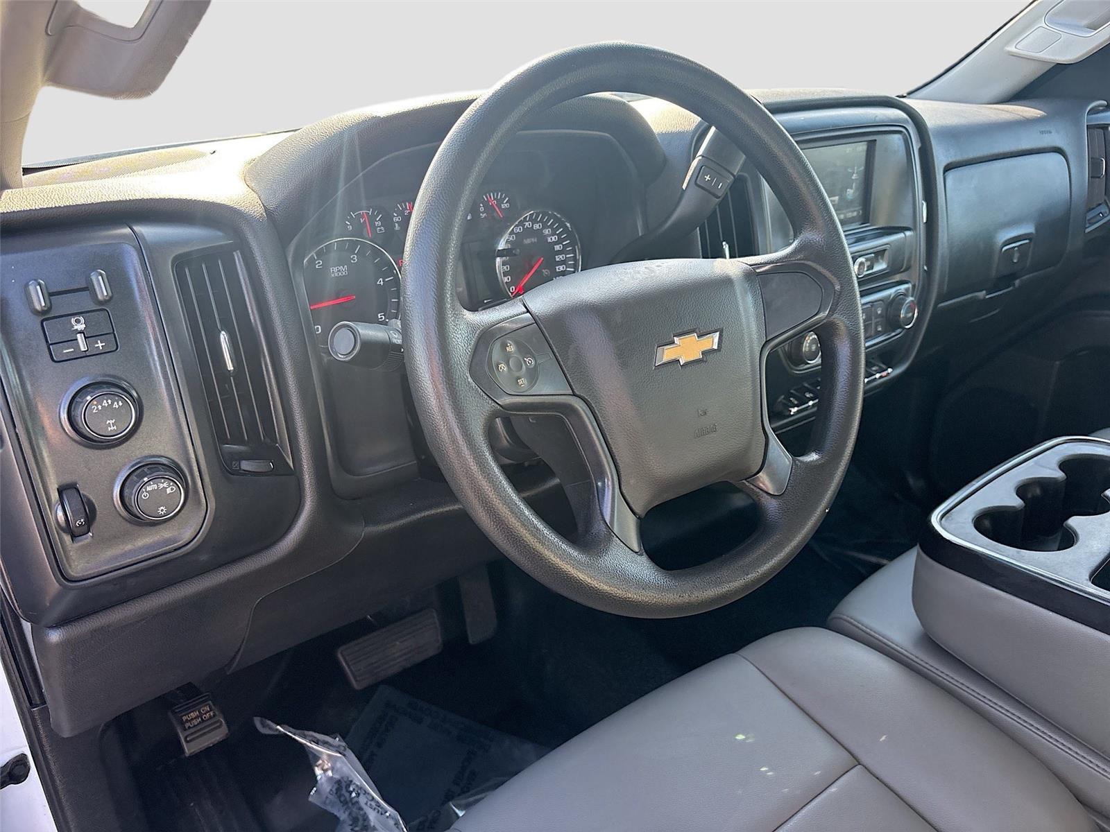 2022 Chevrolet Silverado 5500HD Work Truck
