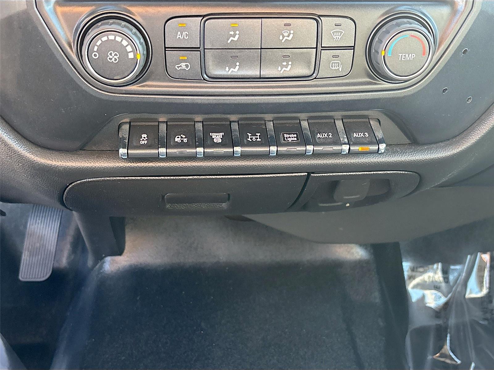 2022 Chevrolet Silverado 5500HD Work Truck