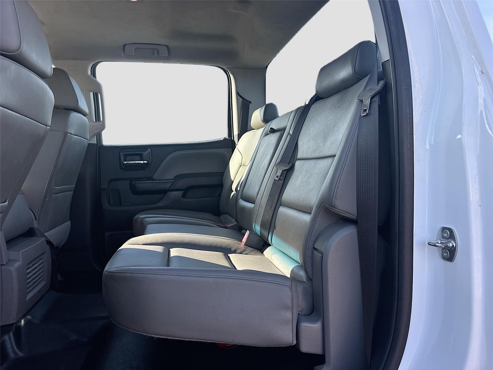 2022 Chevrolet Silverado 5500HD Work Truck