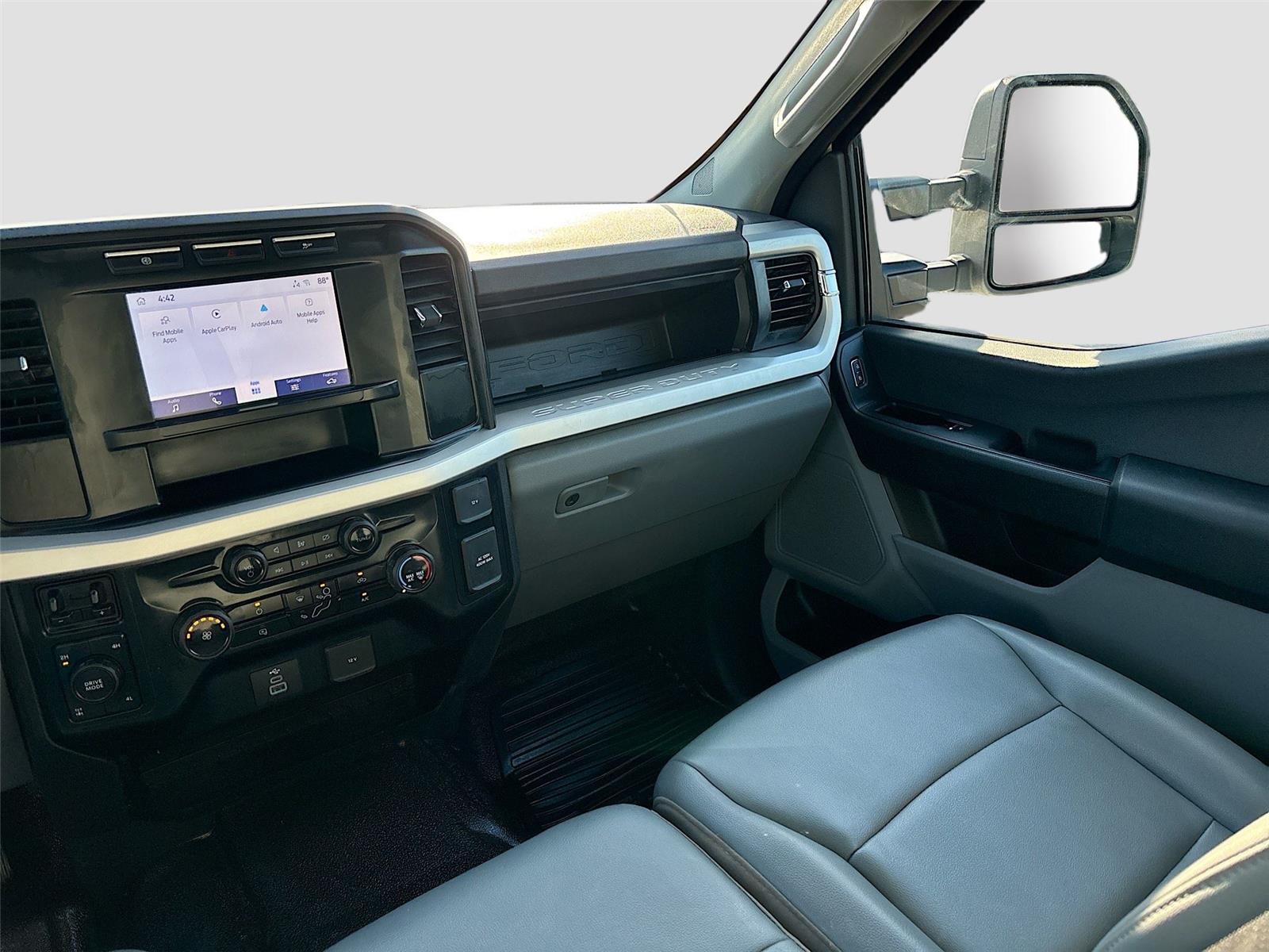 2024 Ford Super Duty F-250 SRW XL