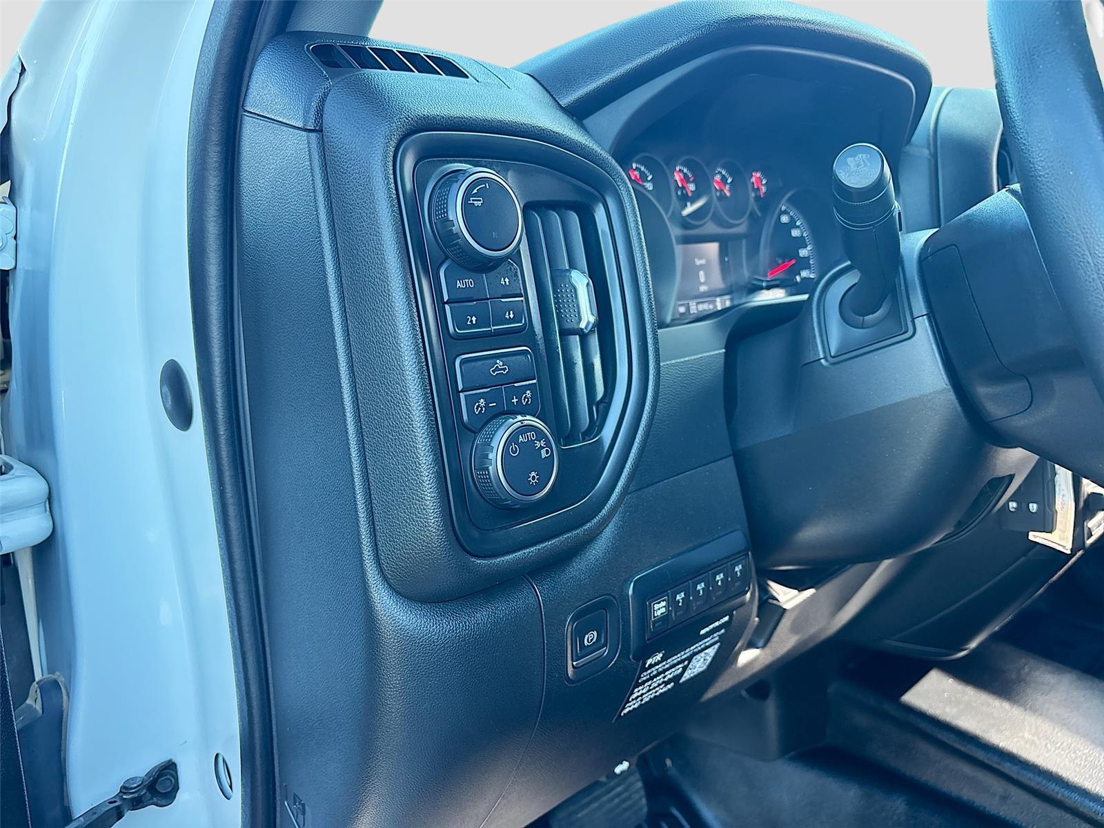 2023 Chevrolet Silverado 3500HD CC Work Truck