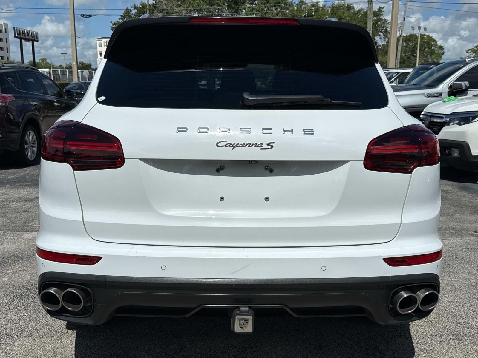 2016 Porsche Cayenne S
