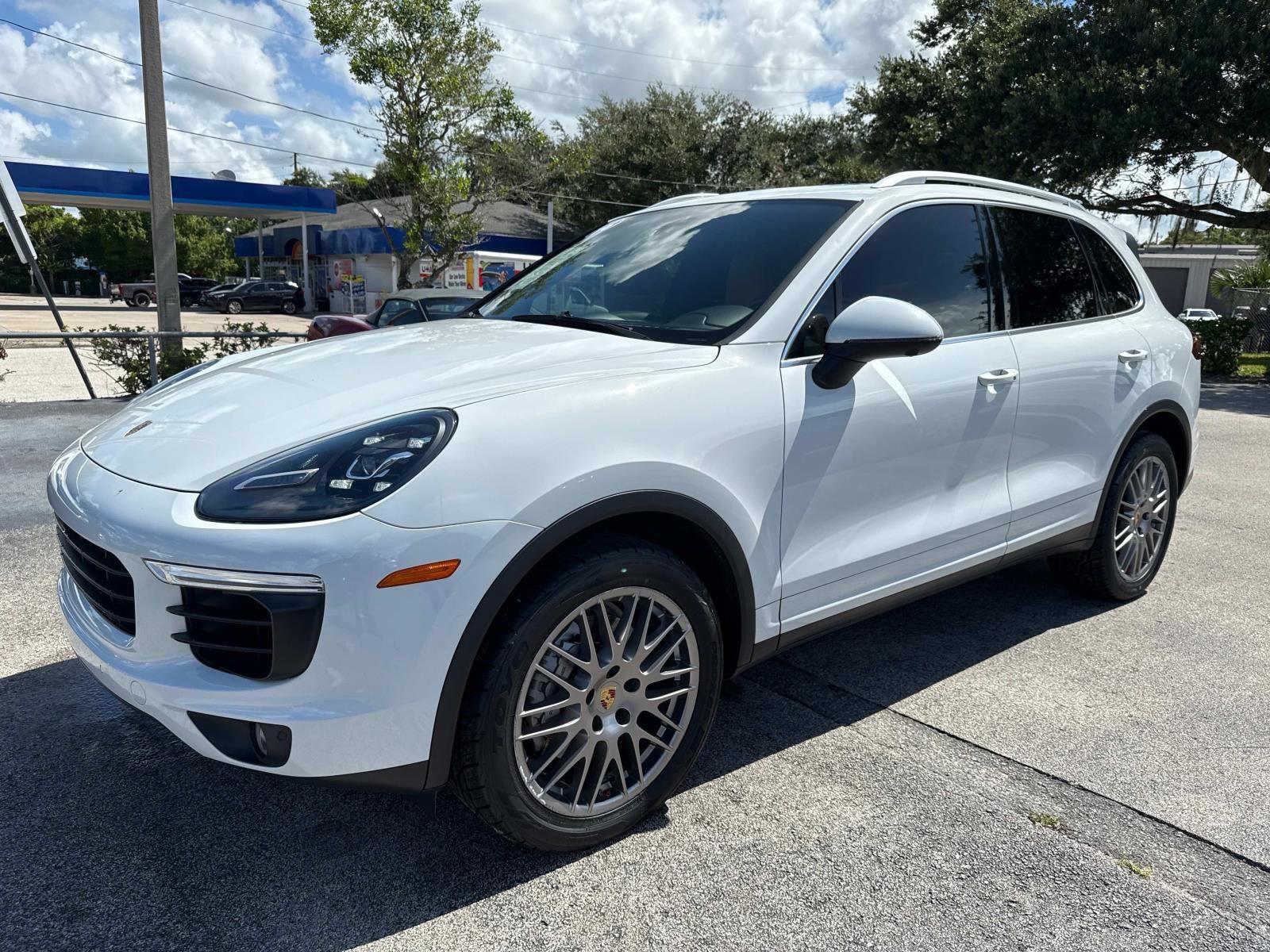 2016 Porsche Cayenne S